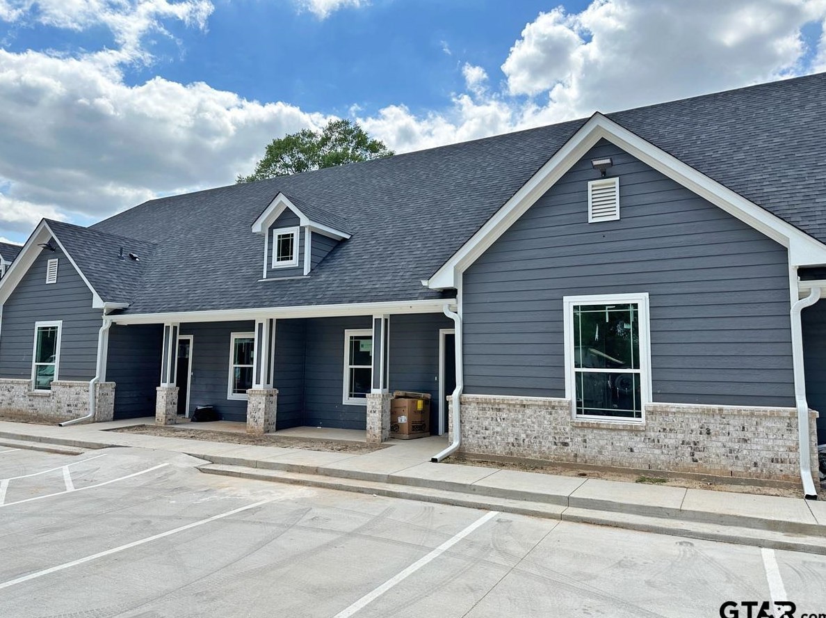 308 Shahan St Units A-d, Whitehouse, TX 75791