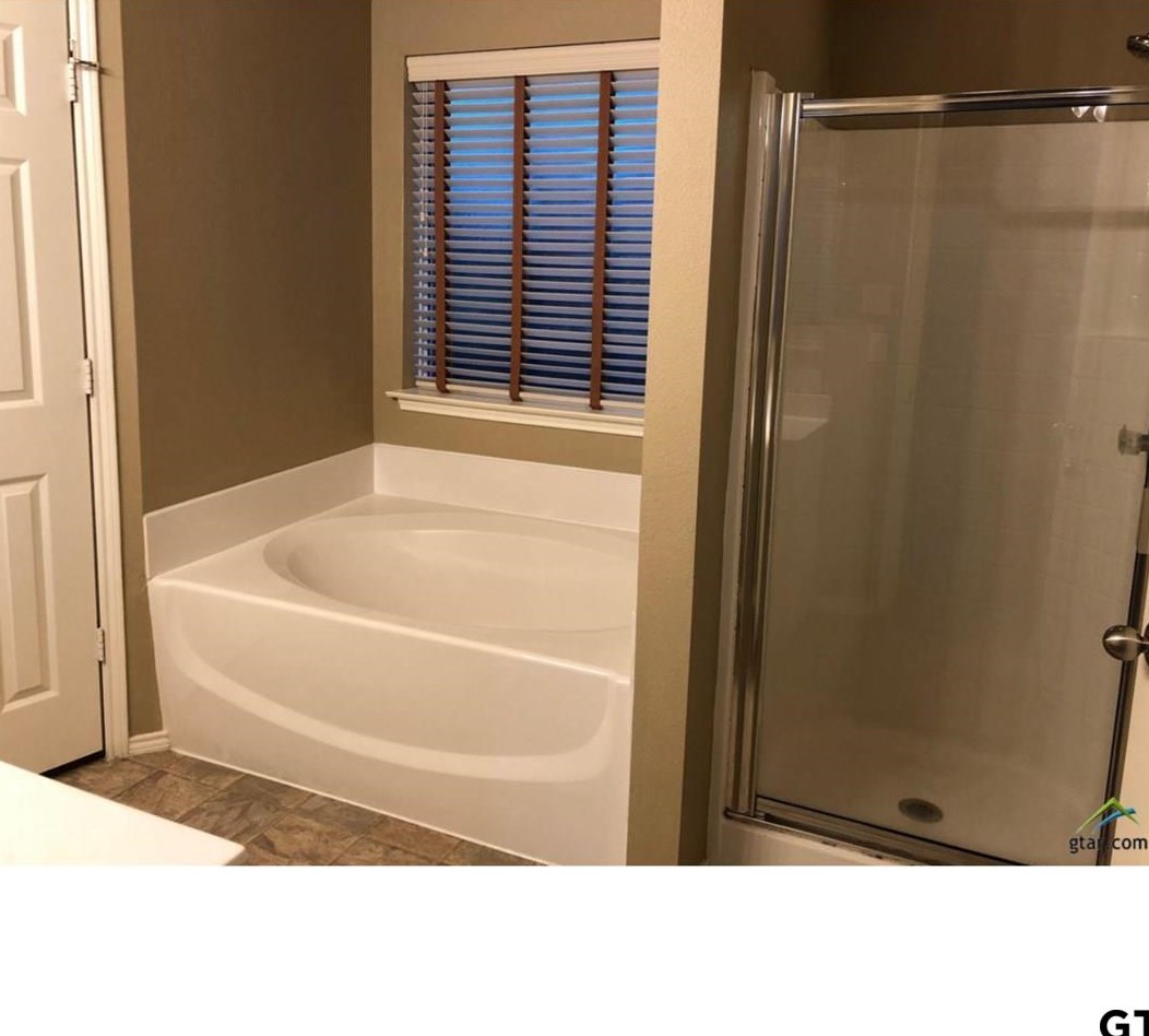 1817 Balsam Gap, Tyler TX  75703-7325 exterior