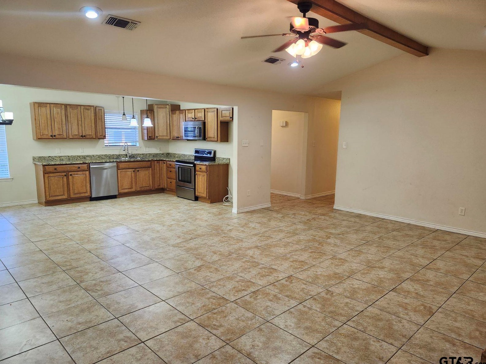 104 Kimberly St, Sulphur Springs TX  75482-3319 exterior