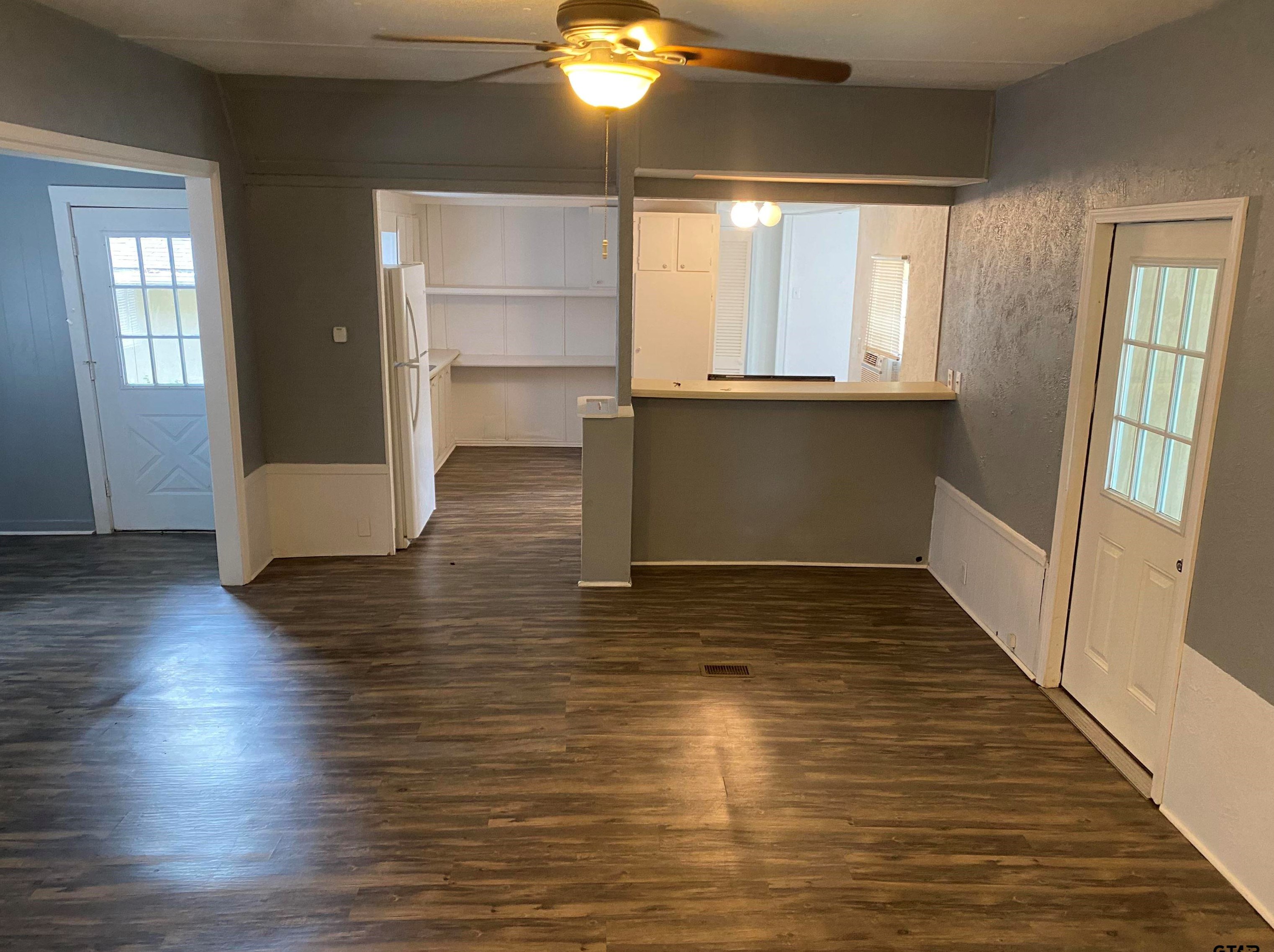 16584 Lakeway Cir, Flint, TX 75762-5805