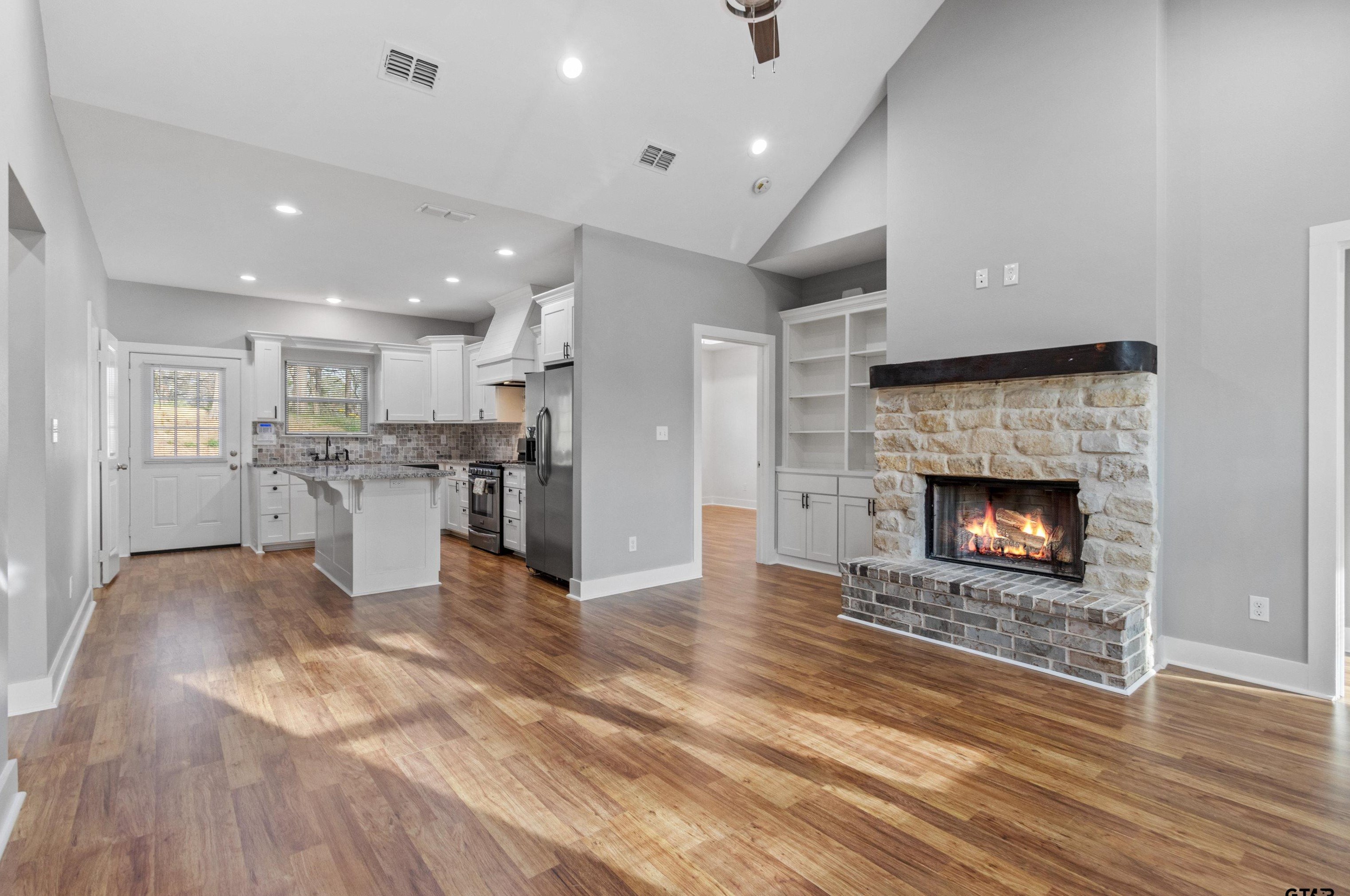 3170 San Jacinto Dr, Tyler, TX 75701-7543