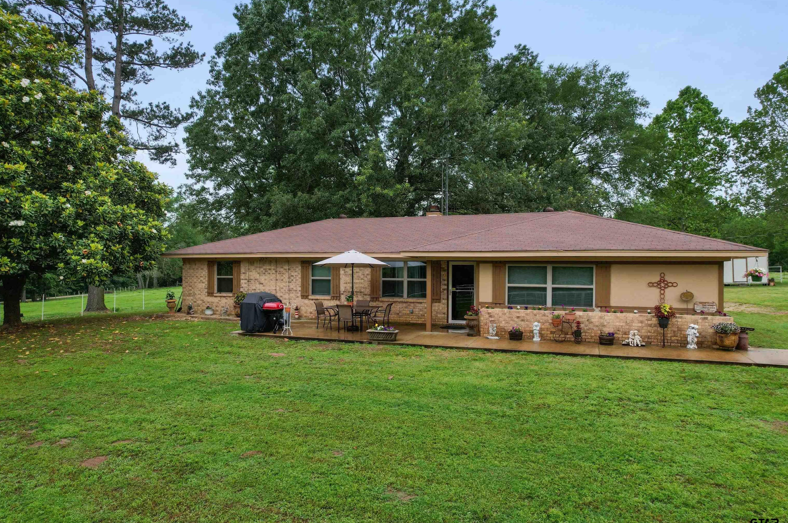 1401 Frog, Gilmer, TX 75644