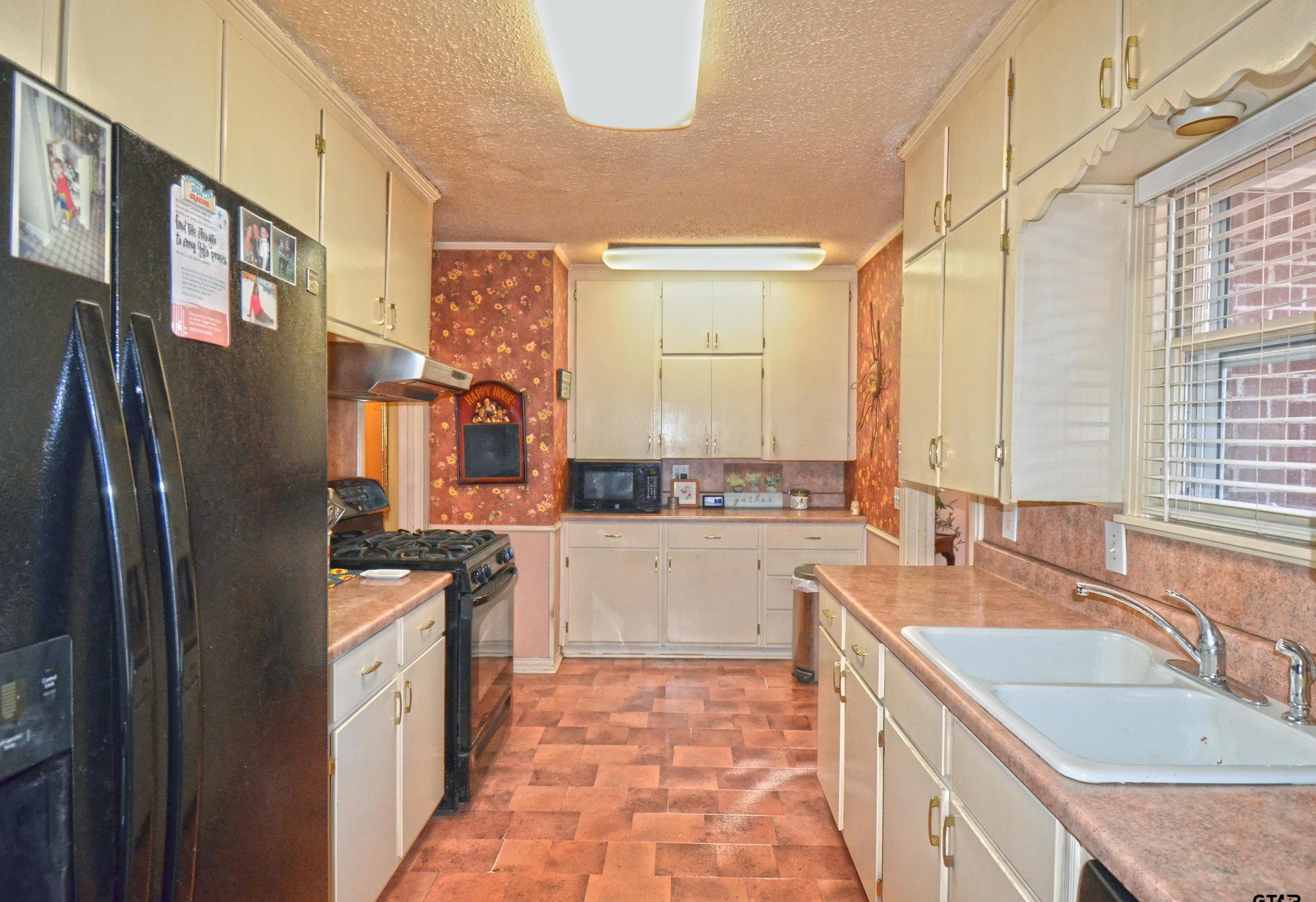 2803 Bain Pl, Tyler TX  75701-8017 exterior