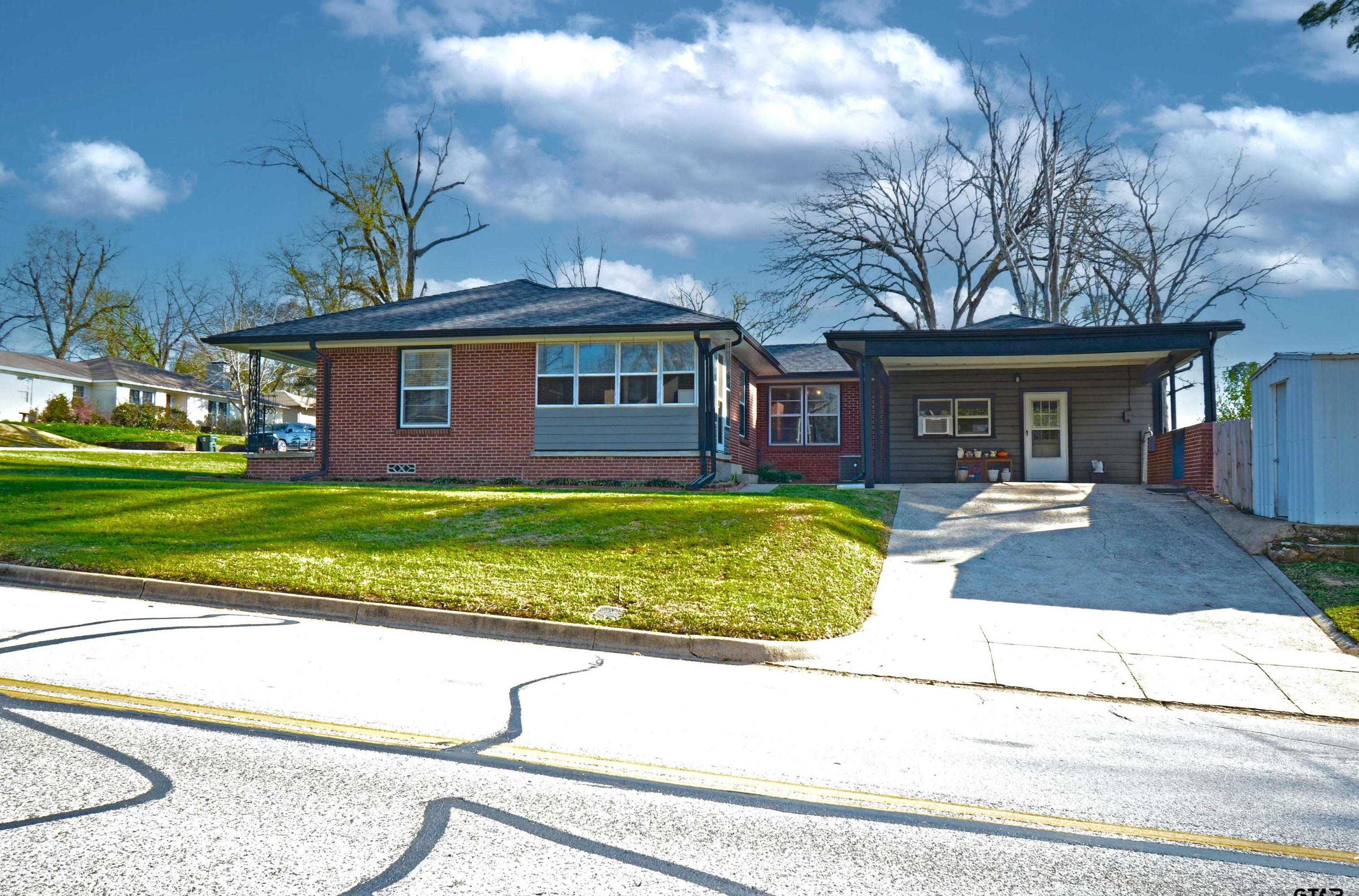 2803 Bain Pl, Tyler TX  75701-8017 exterior