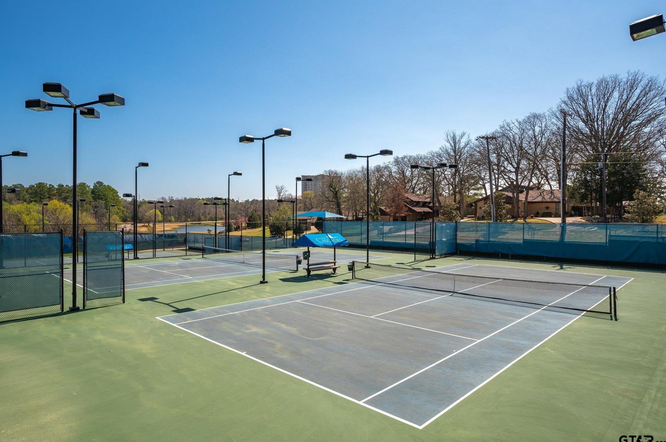 3363 Cascades Blvd, Tyler TX  75709-5424 exterior
