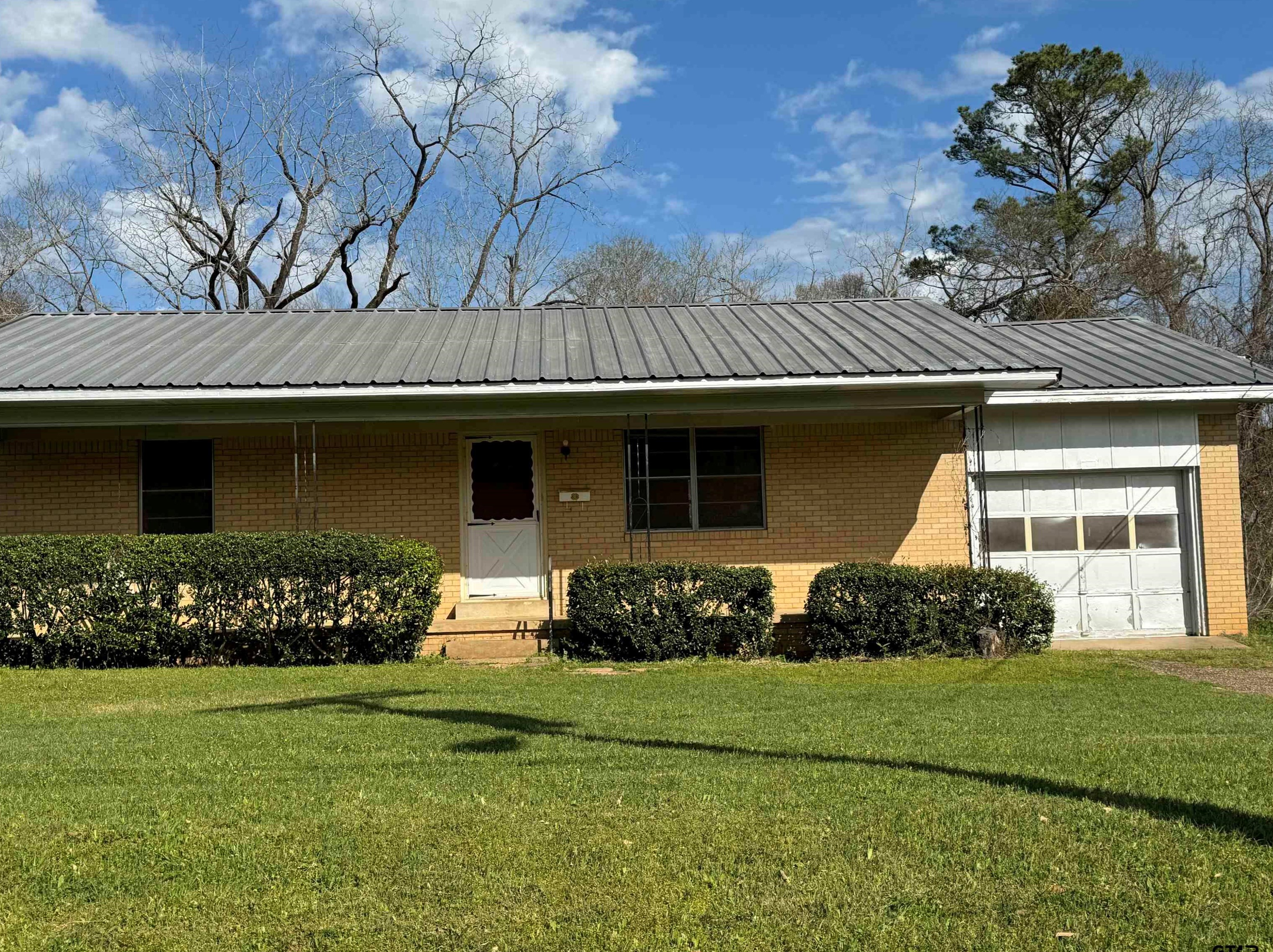 459 S Main St, Rusk, TX 75785