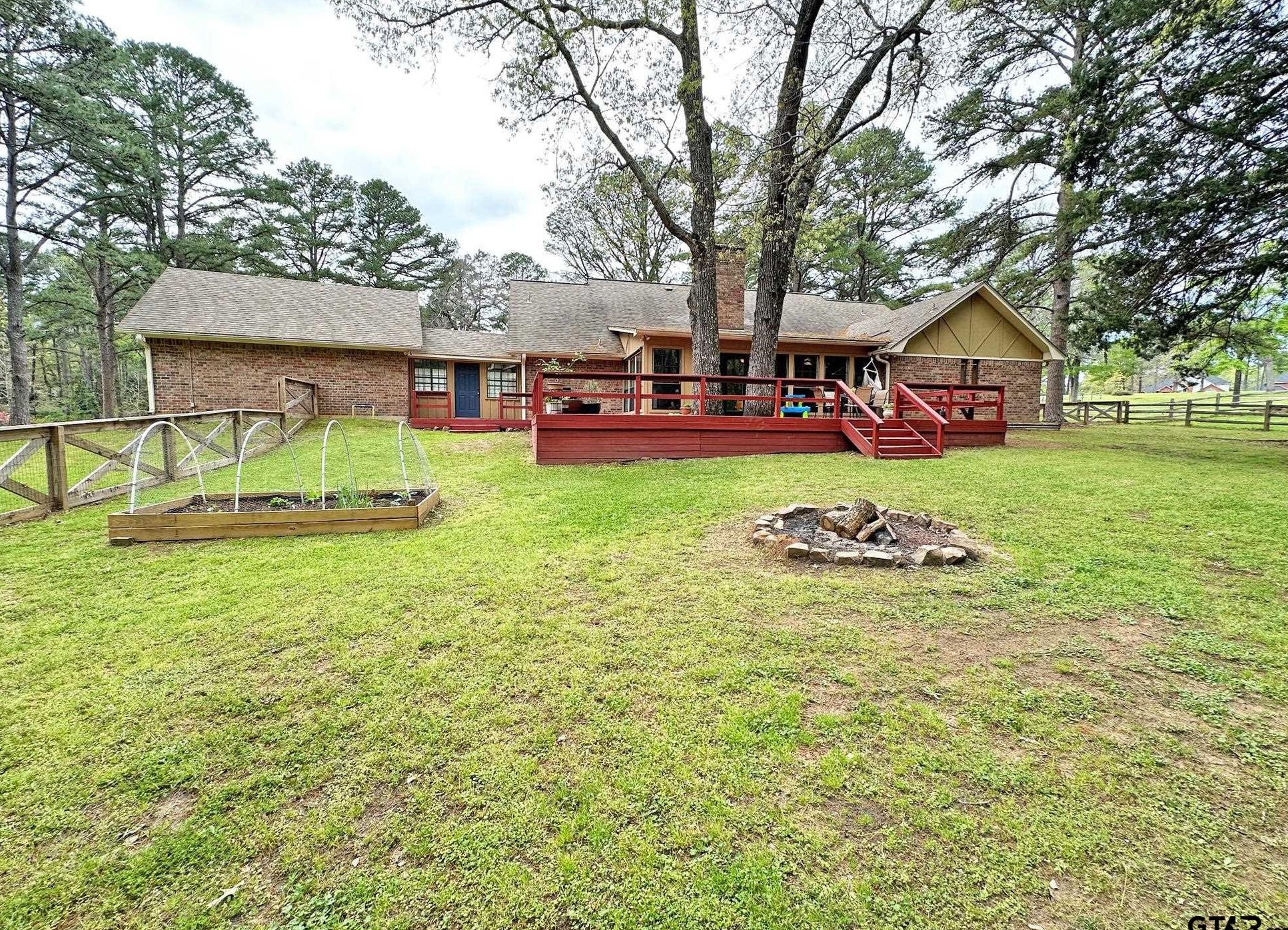 19525 Meadowood Ln, Tyler TX 75703-8777 exterior