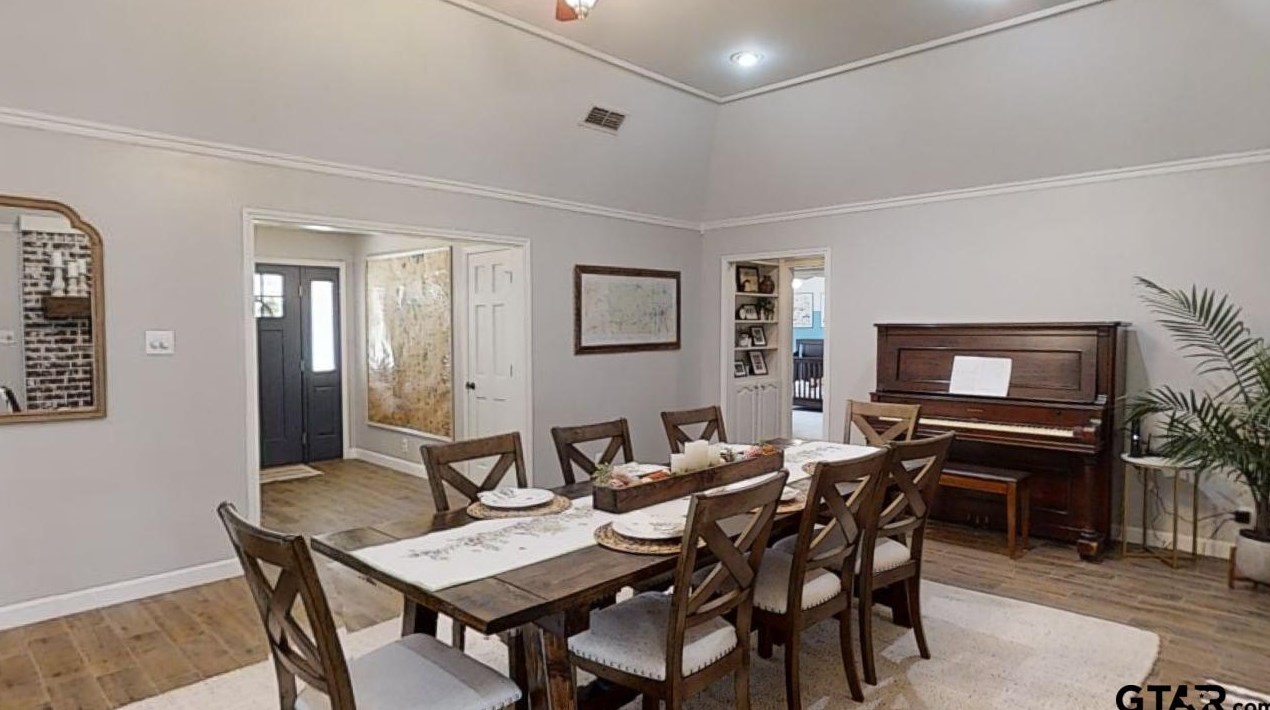 19525 Meadowood Ln, Tyler TX 75703-8777 exterior