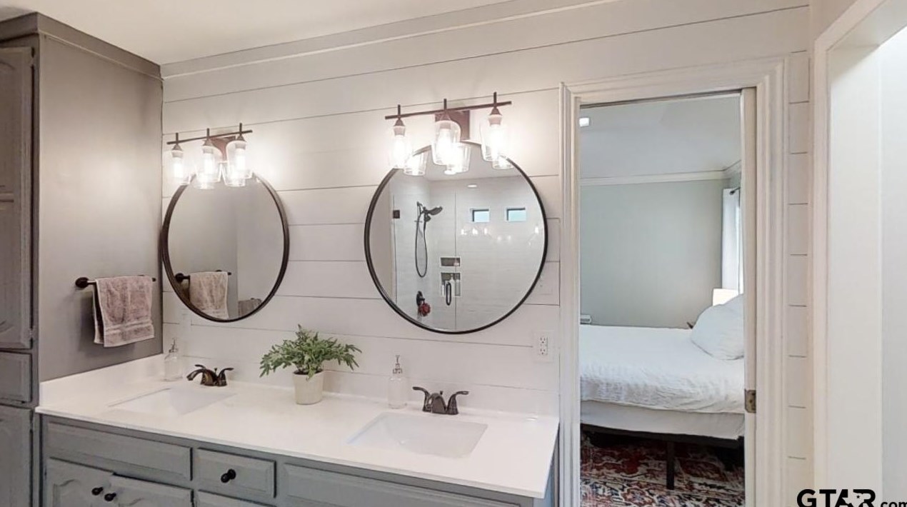 19525 Meadowood Ln, Tyler TX 75703-8777 exterior