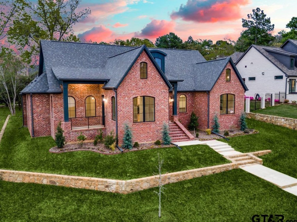 4567 Cascades Blvd, Tyler, TX 75709-5428