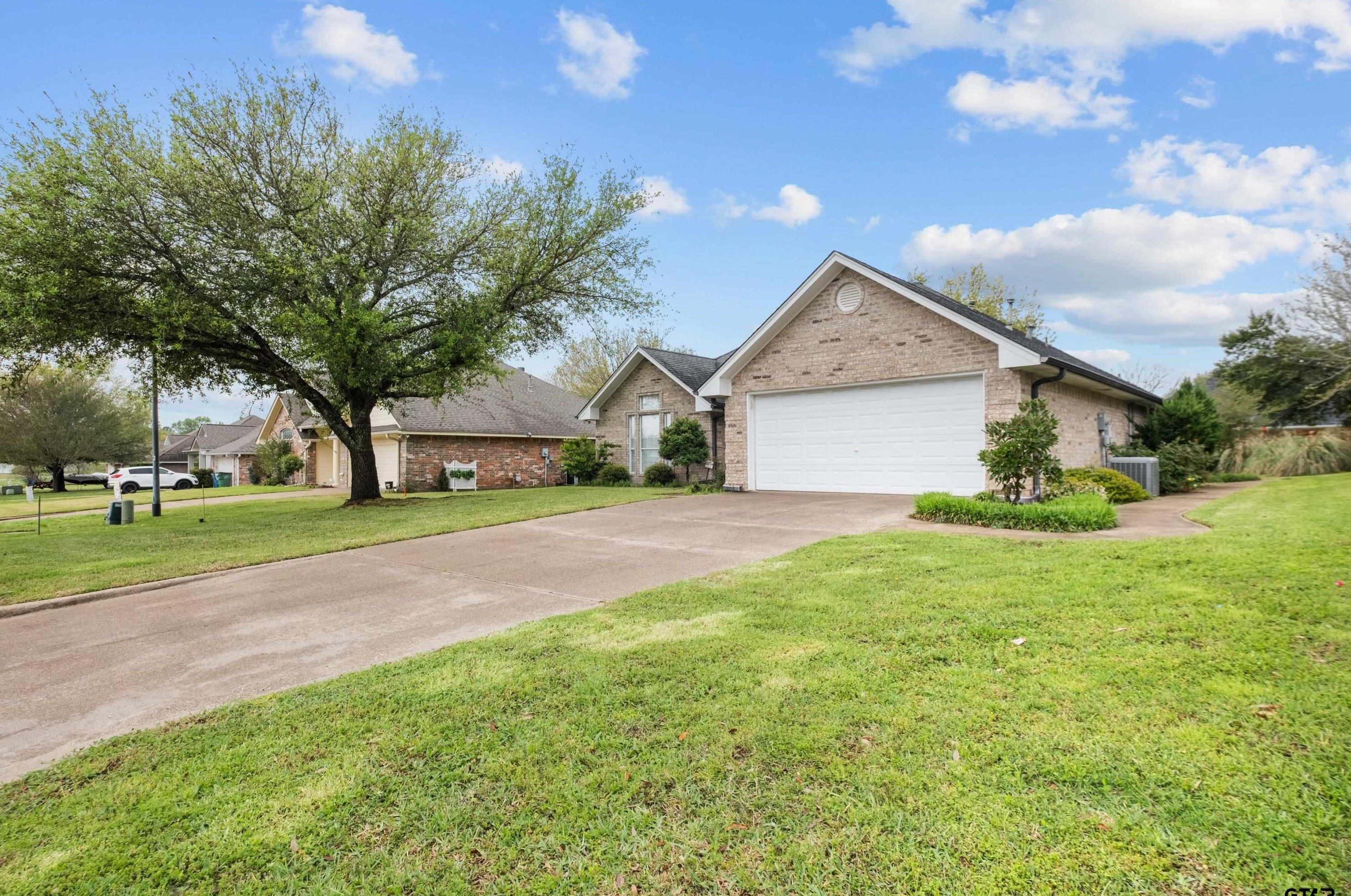 1909 Waterton Cir, Whitehouse, TX 75791