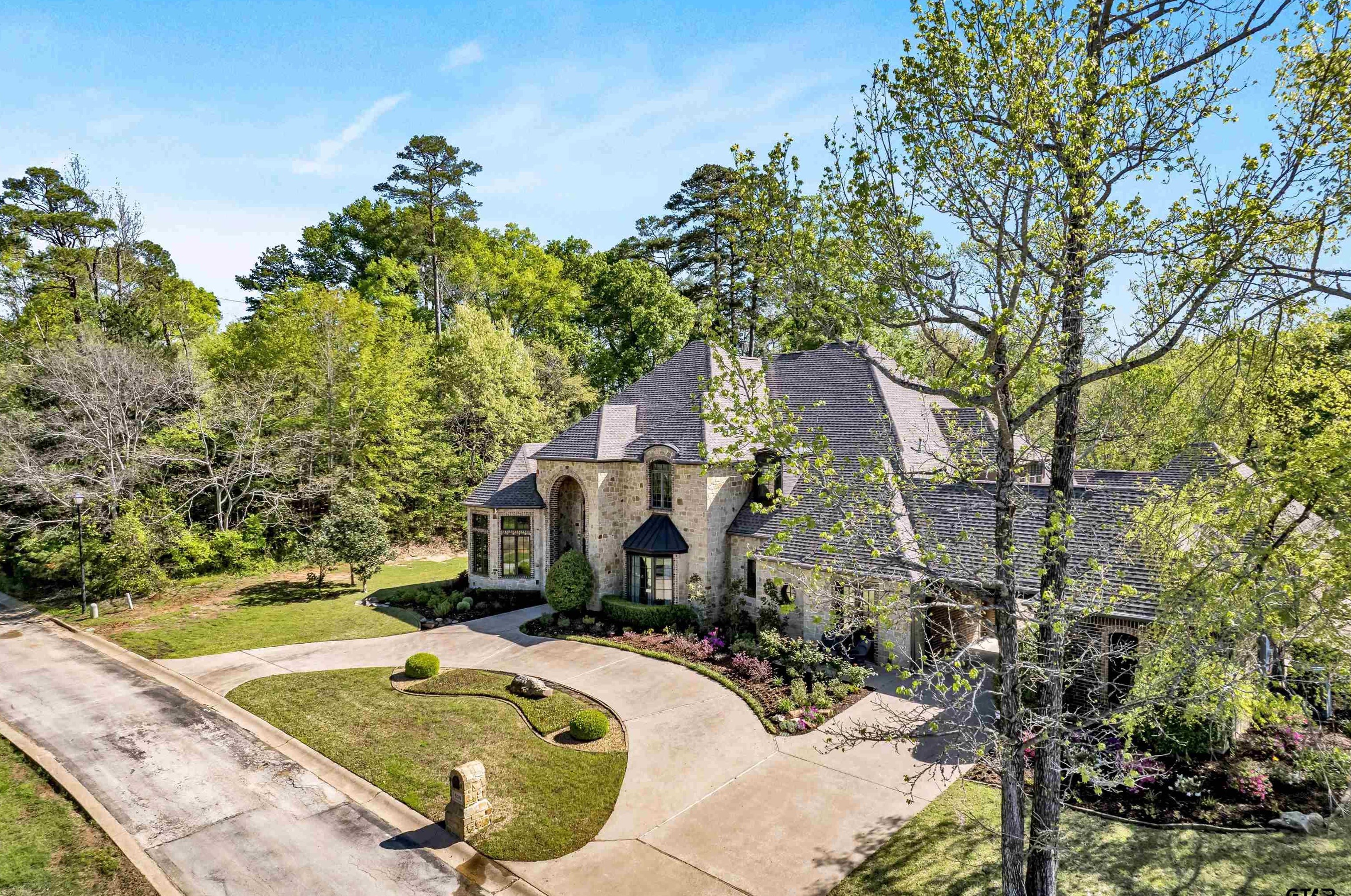 606 Grande Blvd, Tyler, TX 75703-5612