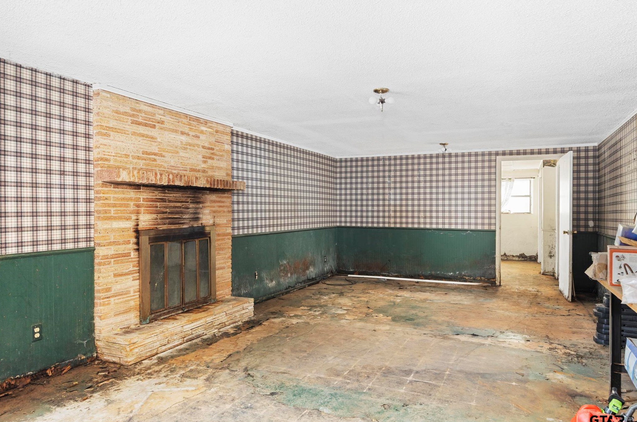 2918 Oak Knob St, Tyler TX  75701-8137 exterior