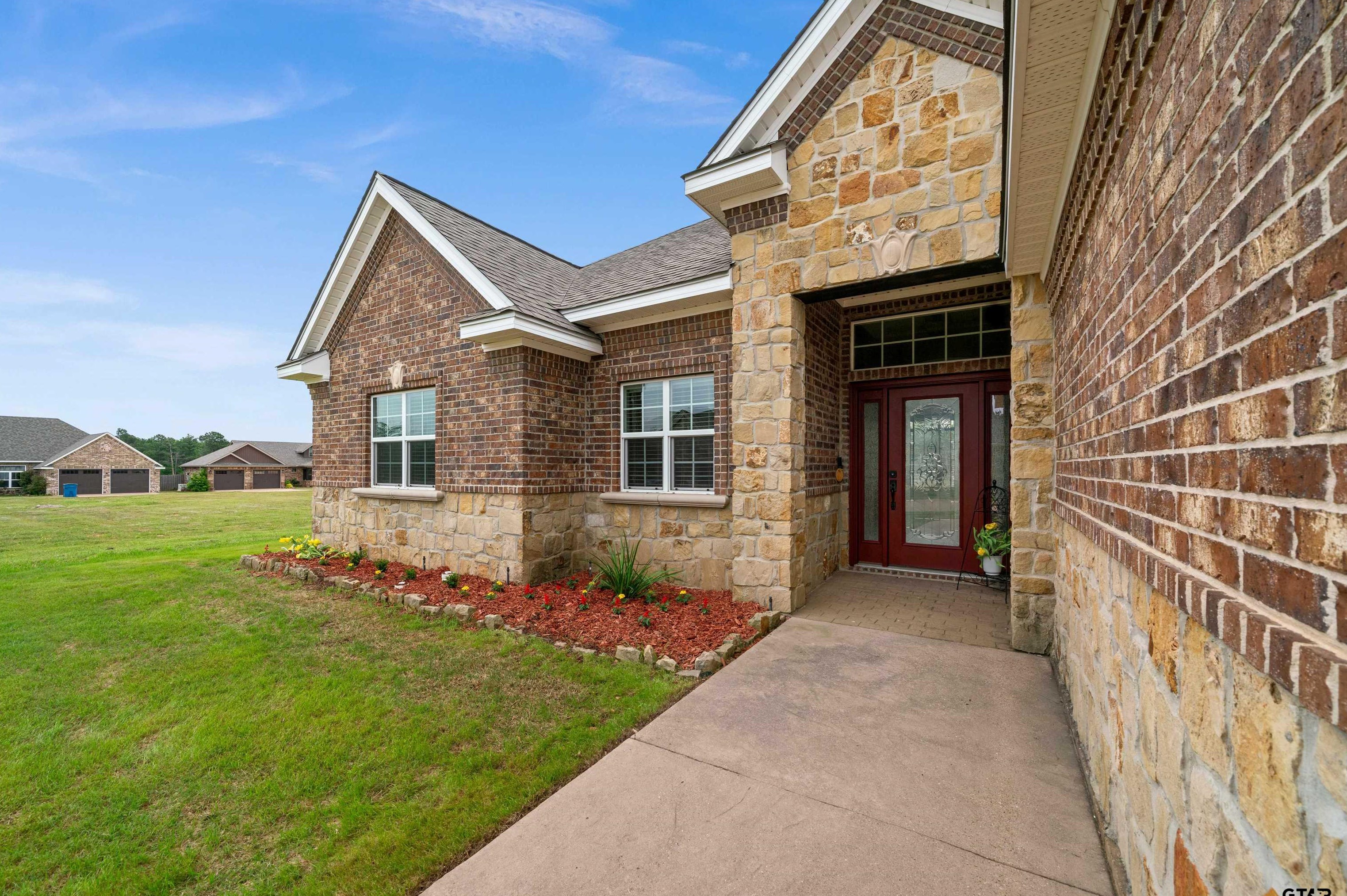 684 White Bear Trl, Hide A Way, TX 75771-6660