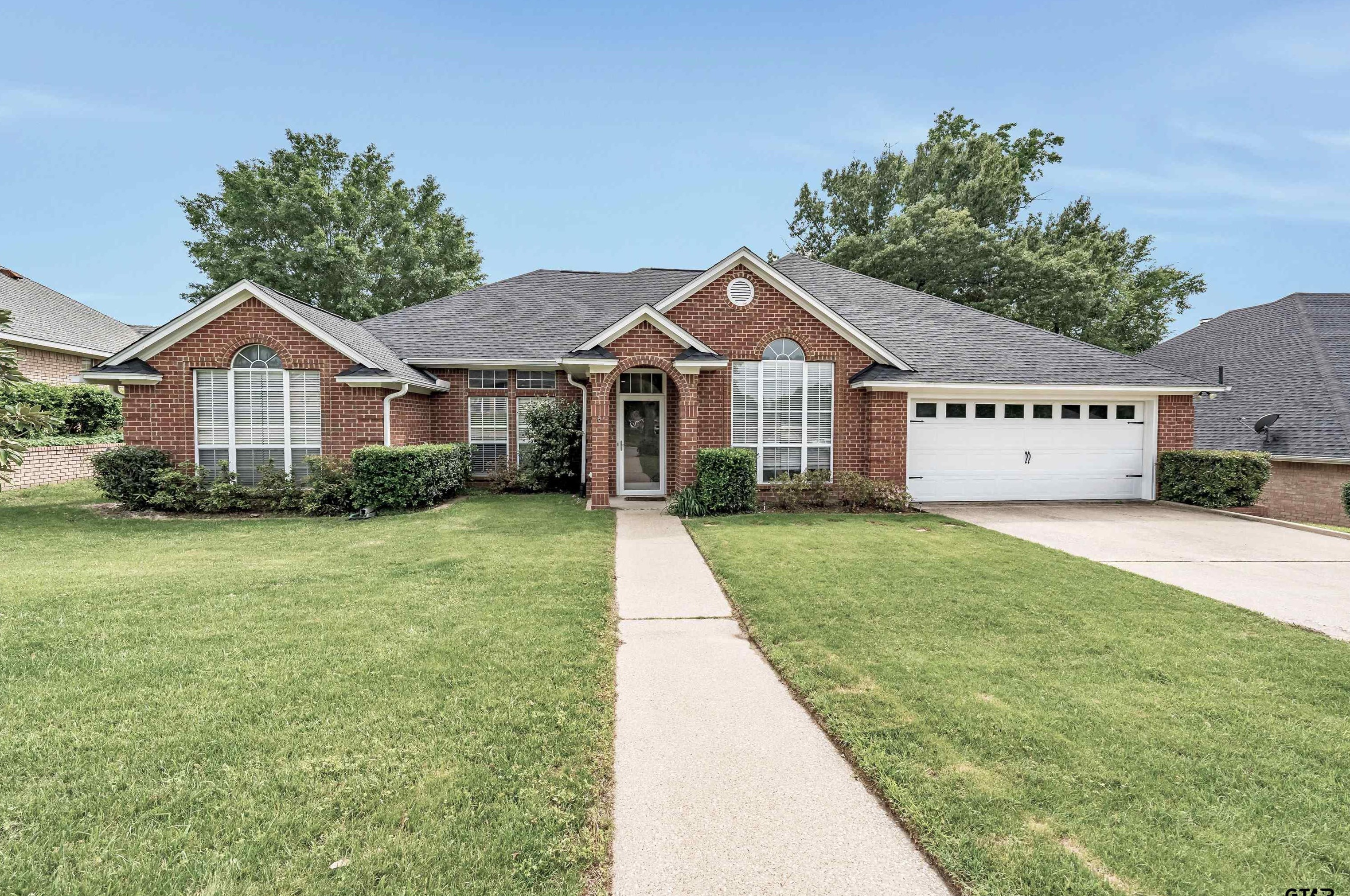 510 Whiteoak Ln, Tyler TX  75703-5083 exterior