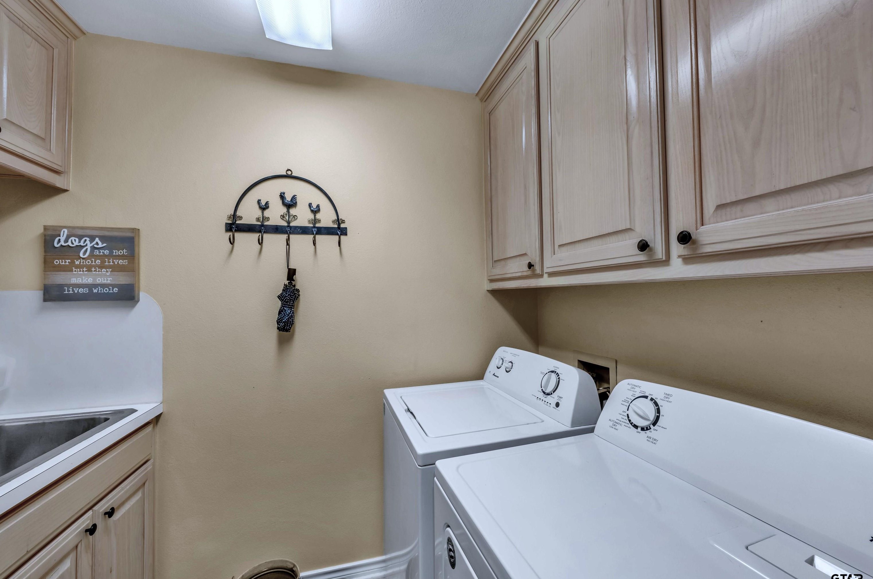 510 Whiteoak Ln, Tyler TX  75703-5083 exterior