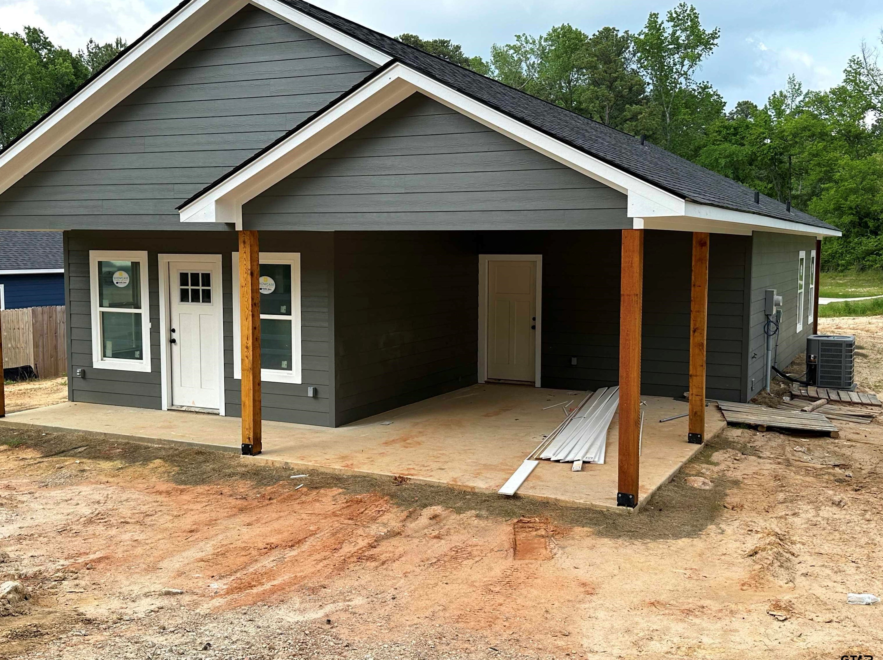 402 Main St, Arp, TX 75750-4606