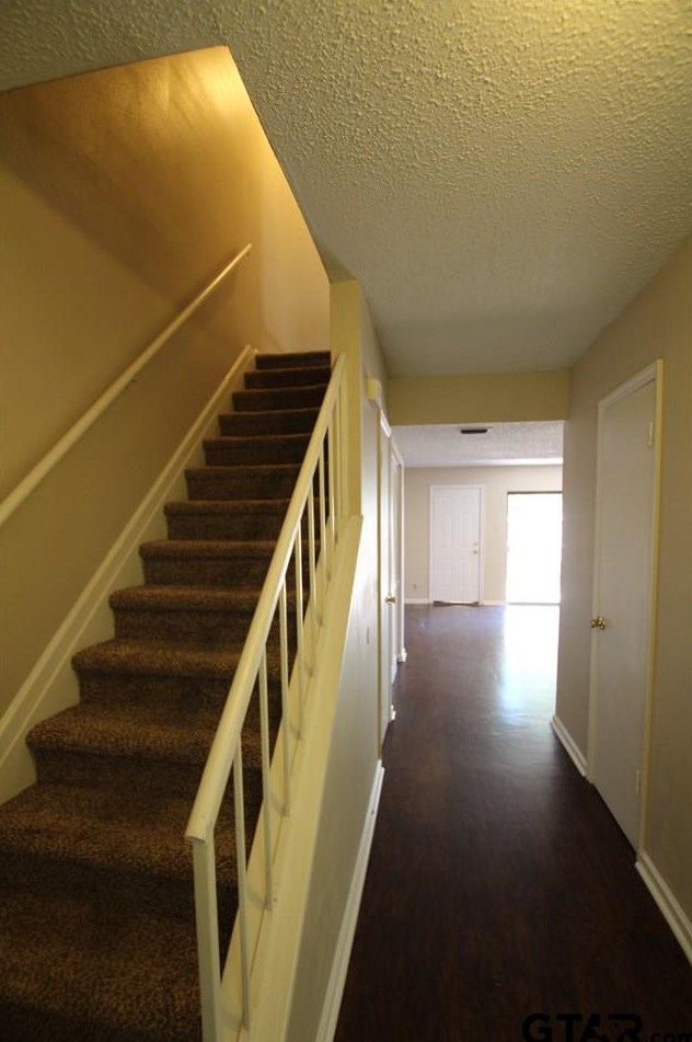 2524 Delmar Dr, Tyler, TX 75701-6408