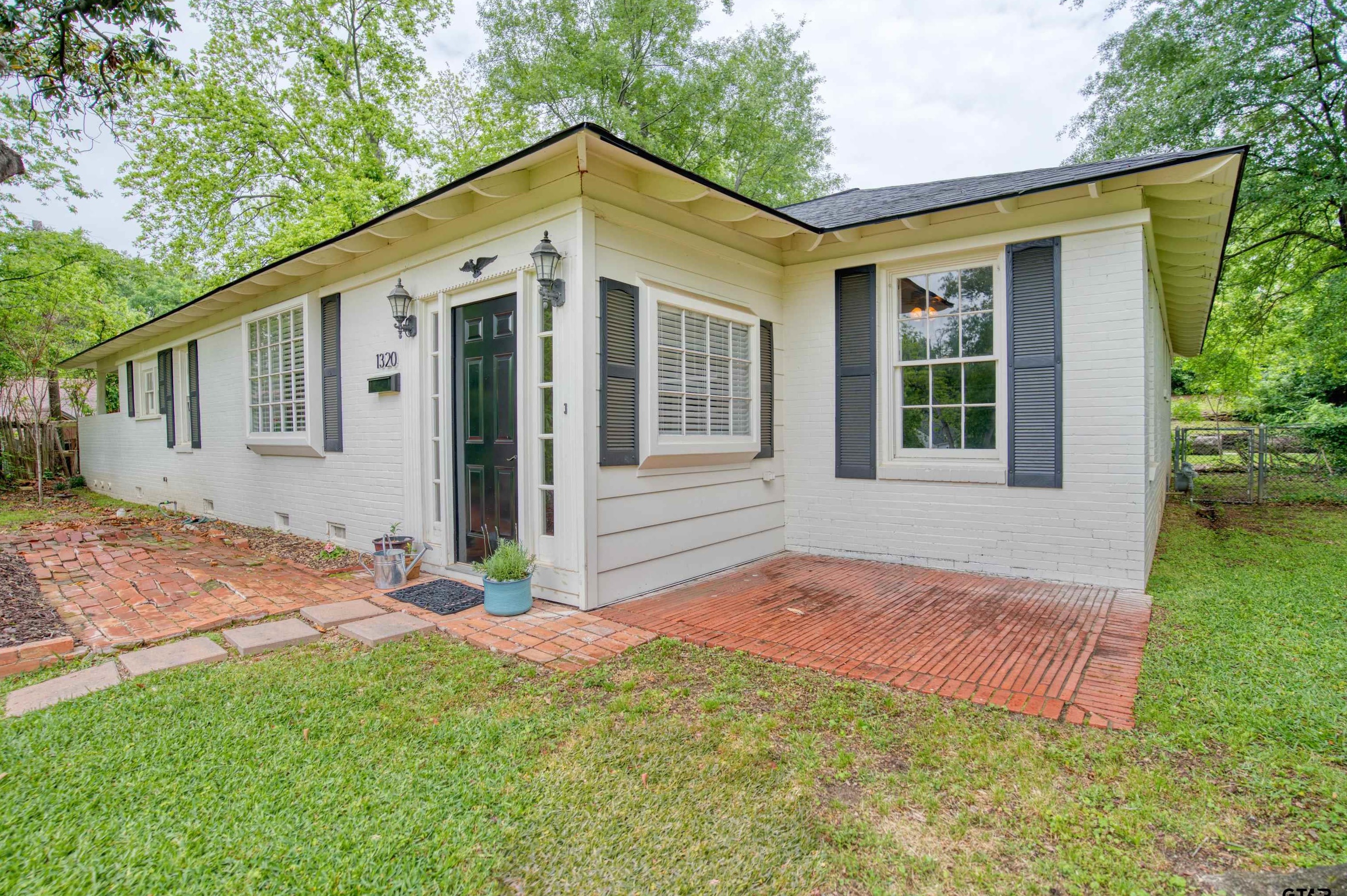 1320 Belmont Dr, Tyler, TX 75701-3241