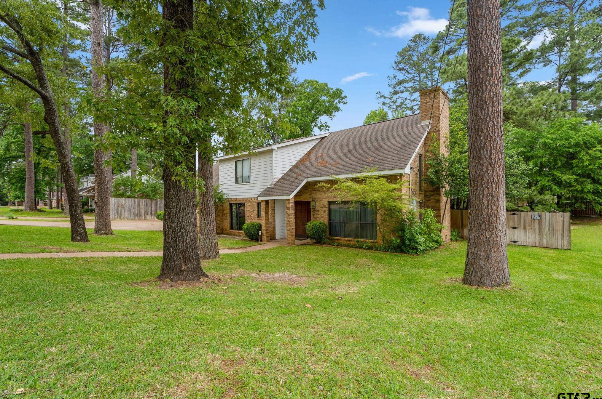 1236 Old Hickory Rd, Tyler, TX 75703-7646