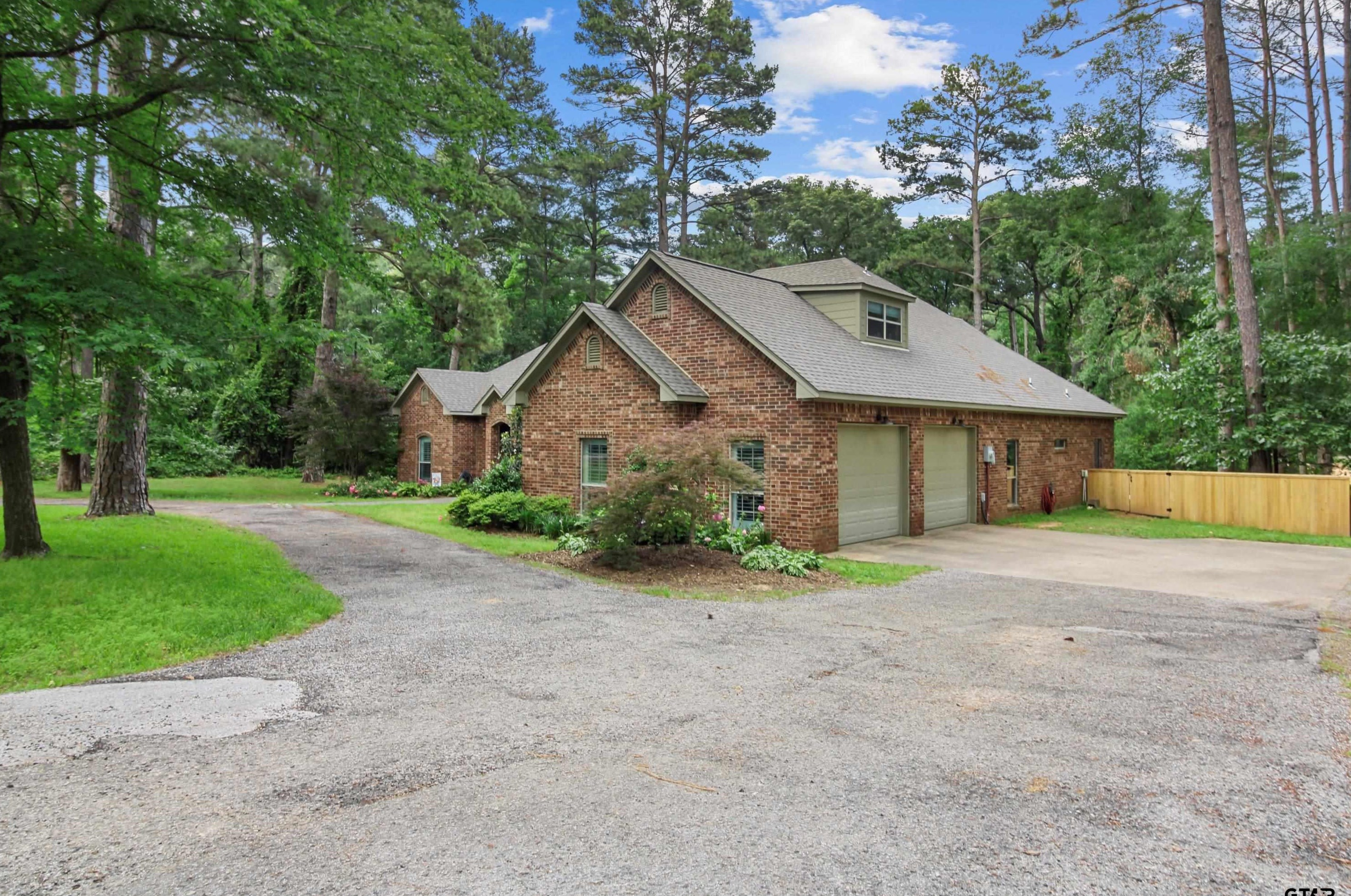 18551 Lazy Ln, Flint, TX 75762-9229