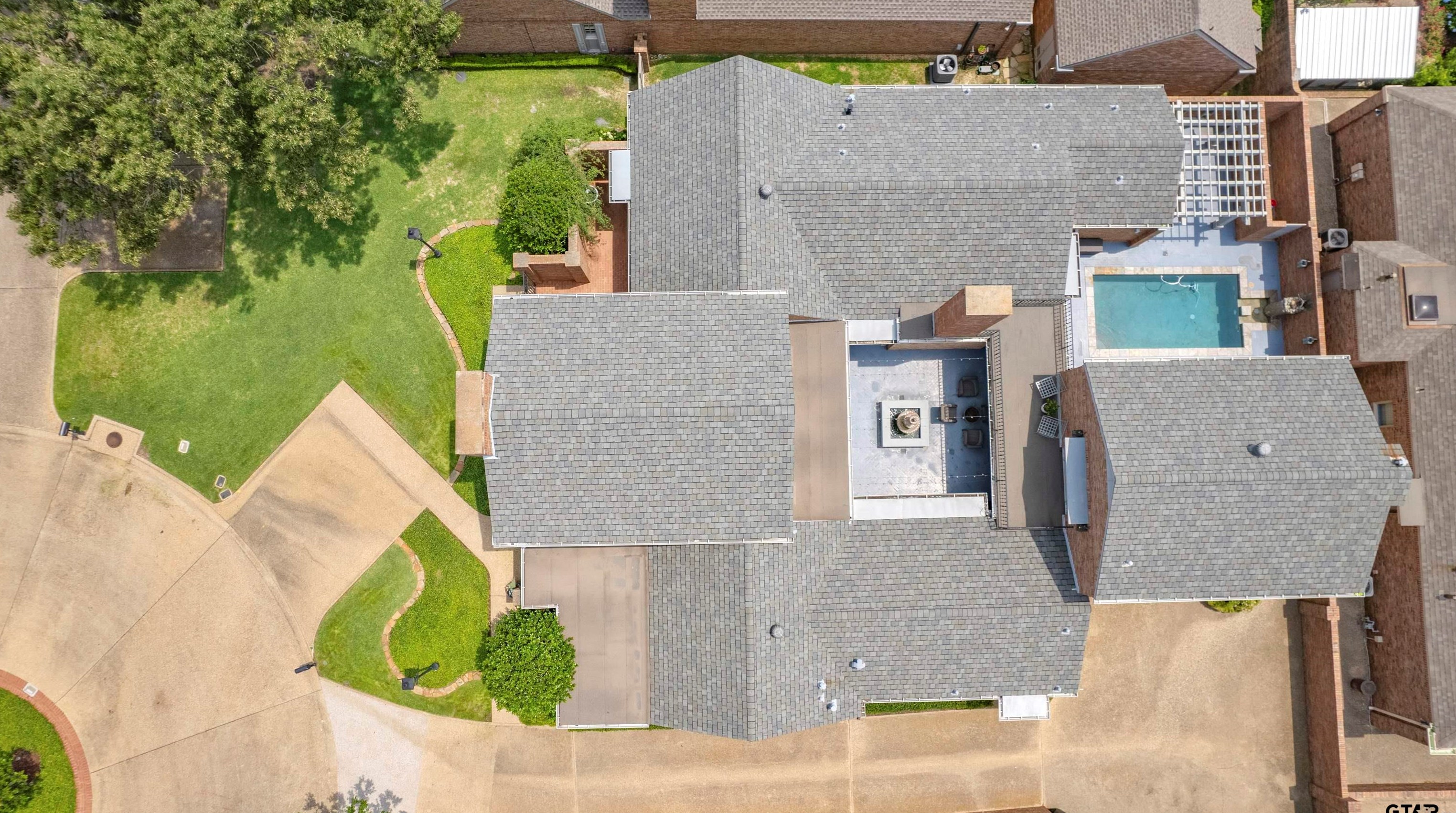 608 Rosemont Pl, Tyler TX  75701-8664 exterior