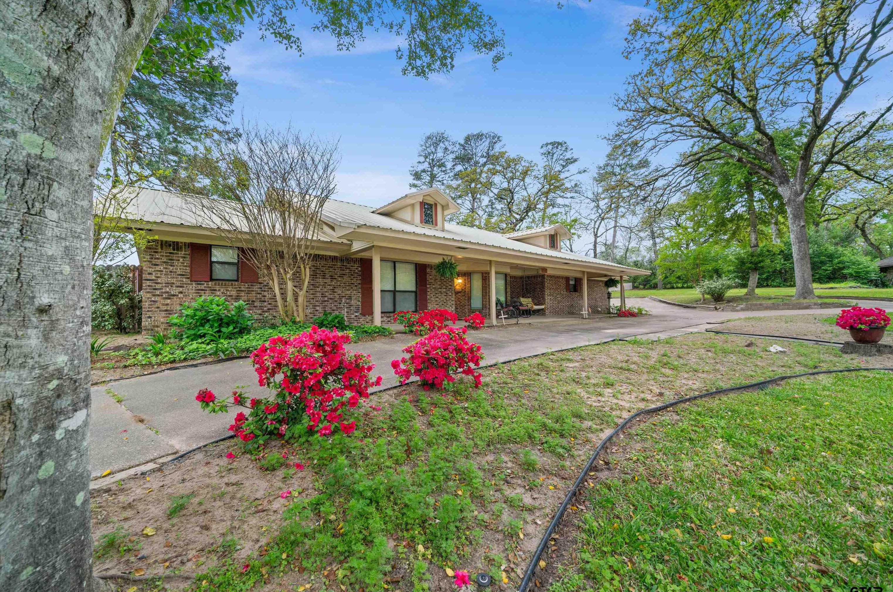 19210 Country Estates Cir, Flint, TX 75762-6604