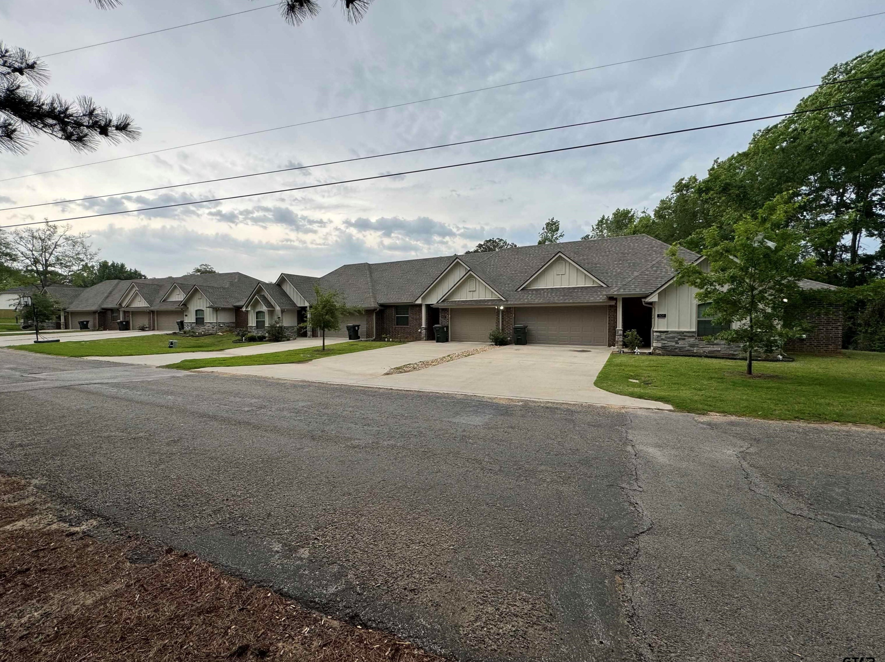 1007 Mcclenny Dr, Tyler, TX 75703-5527