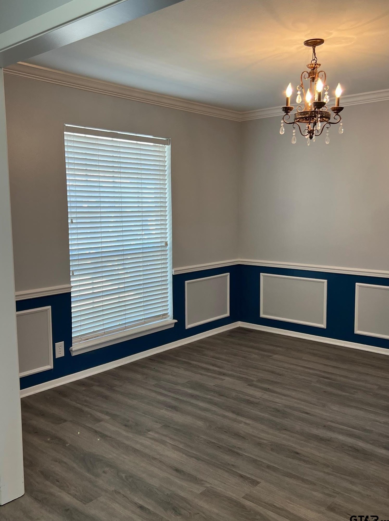 616 Meadow Creek Dr, Tyler, TX 75703-3568