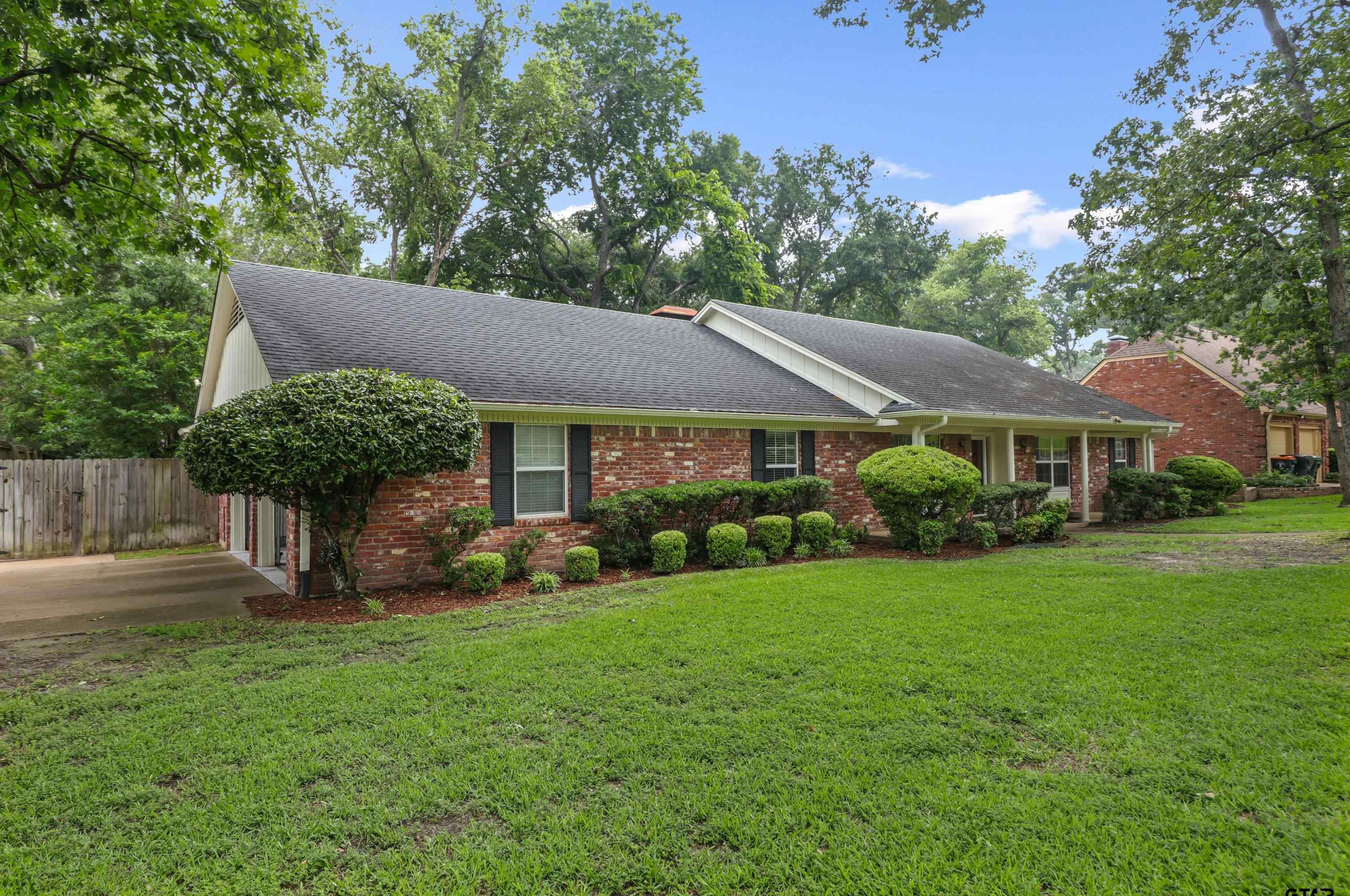 1400 Sequoia Dr, Tyler, TX 75703-2035
