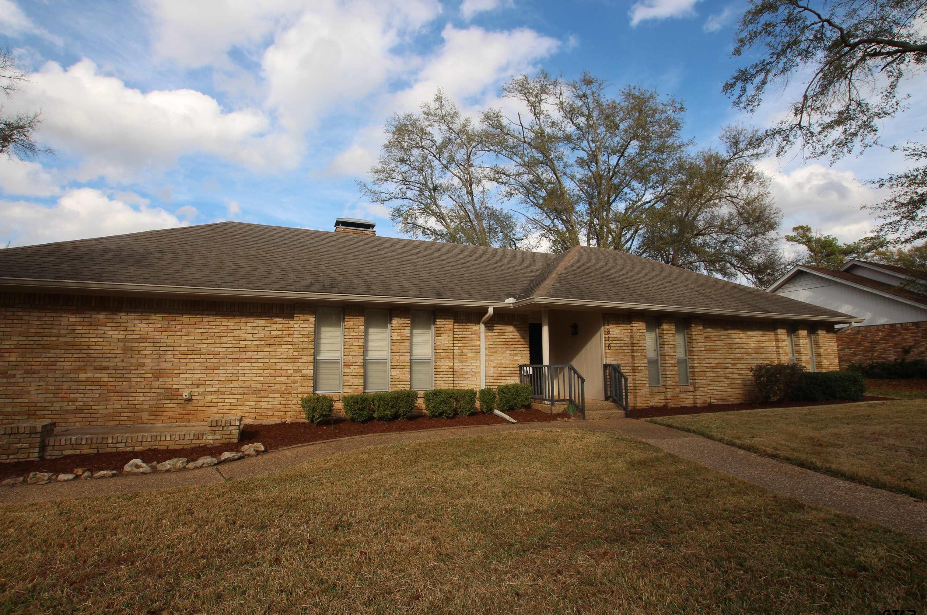 1216 Kingspark Dr, Tyler, TX 75703-3928