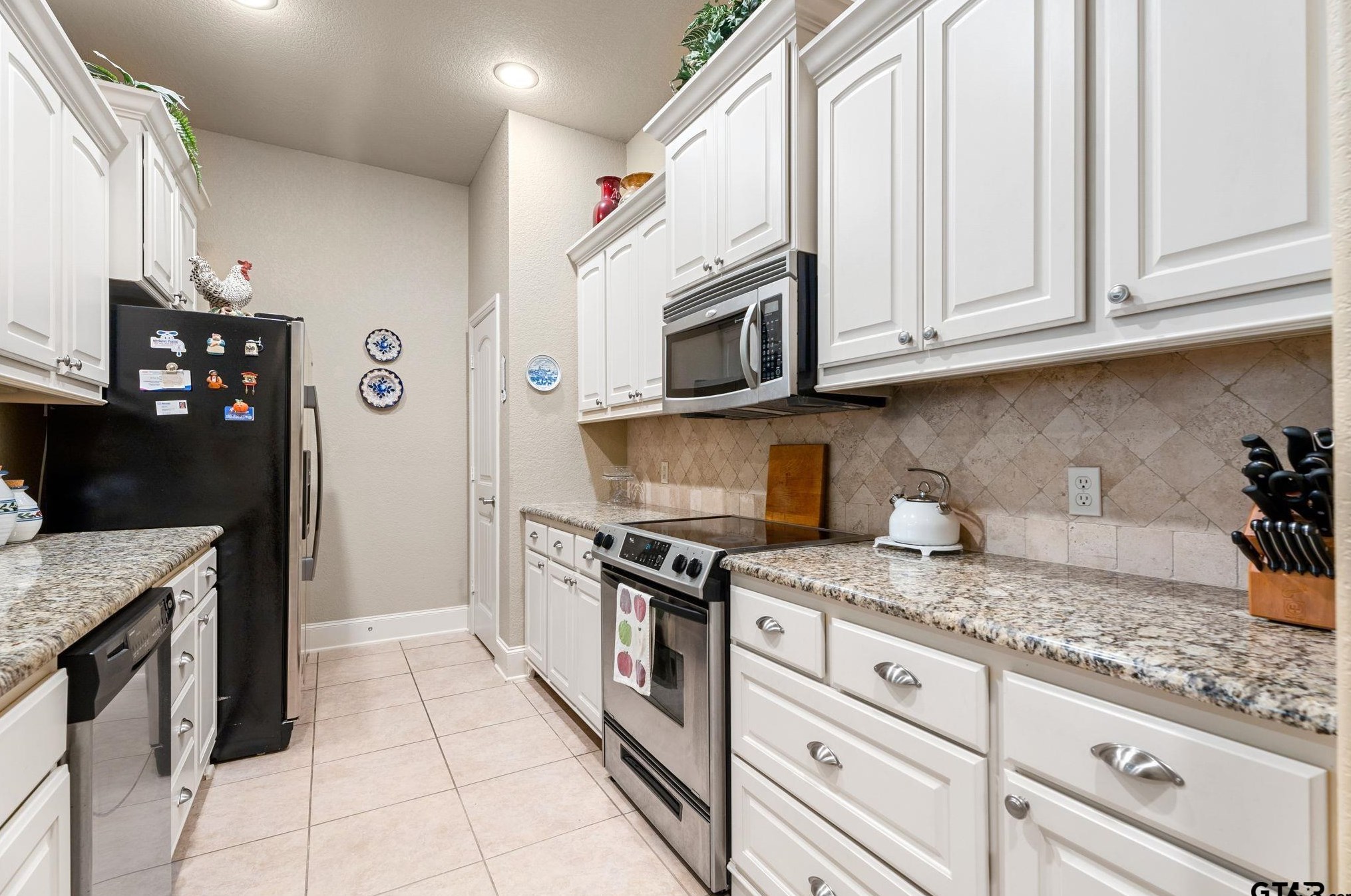 4329 Madera Dr, Tyler TX 75707-2153 exterior