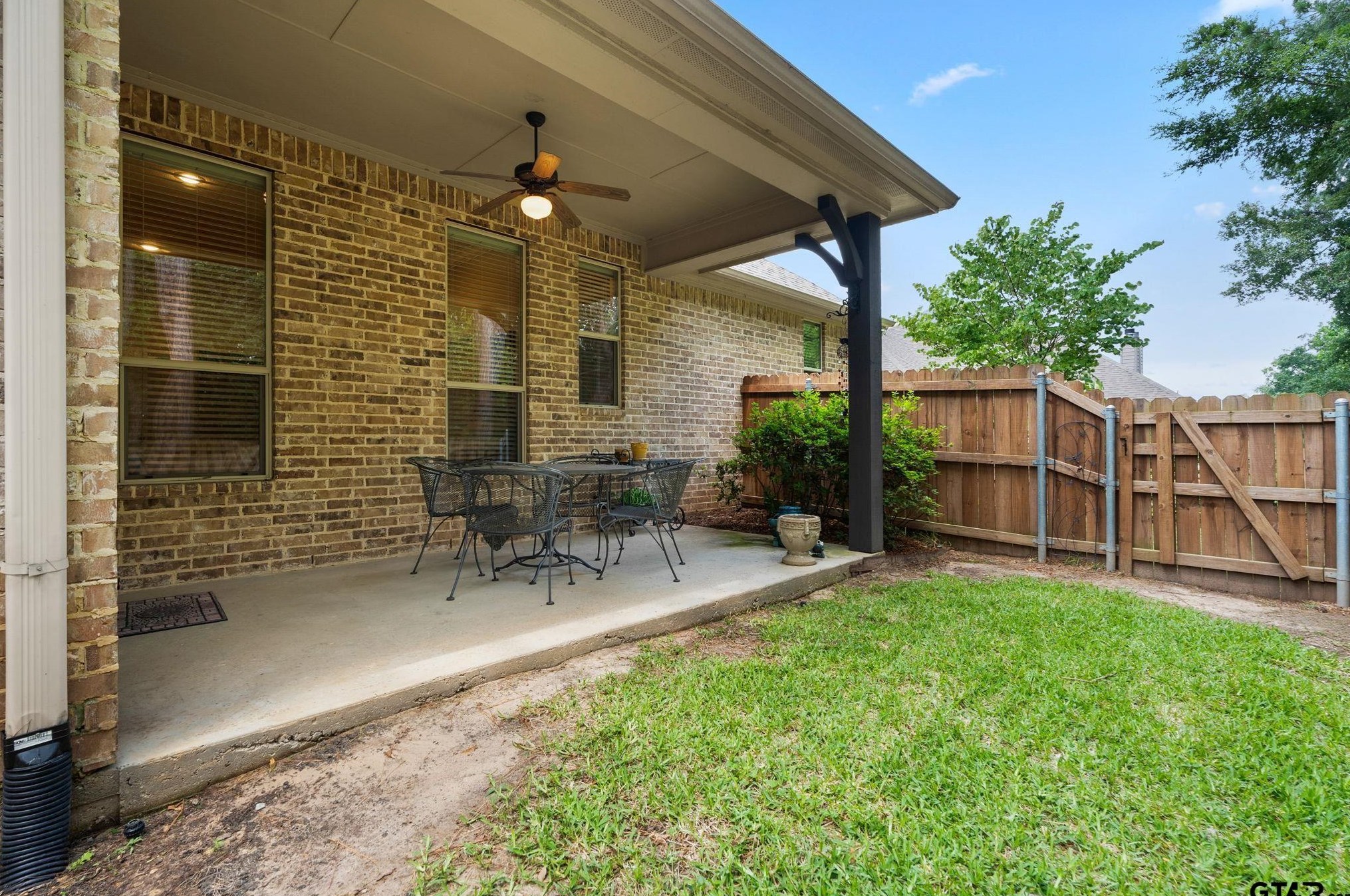 4329 Madera Dr, Tyler TX 75707-2153 exterior