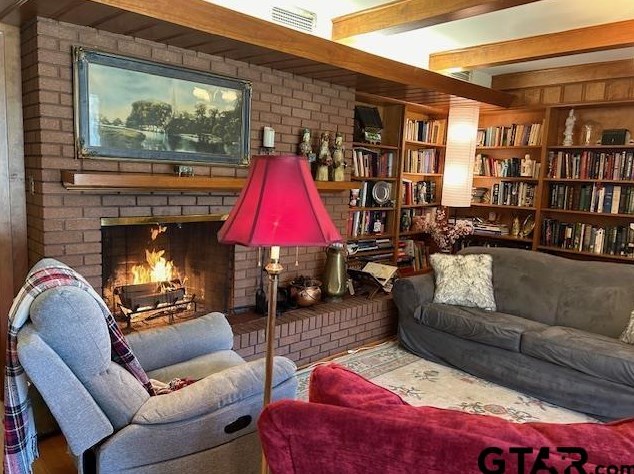 624 Marshall St, Henderson TX  75654-3955 exterior