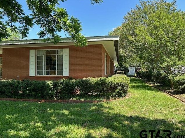 624 Marshall St, Henderson TX  75654-3955 exterior