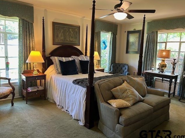 624 Marshall St, Henderson TX  75654-3955 exterior