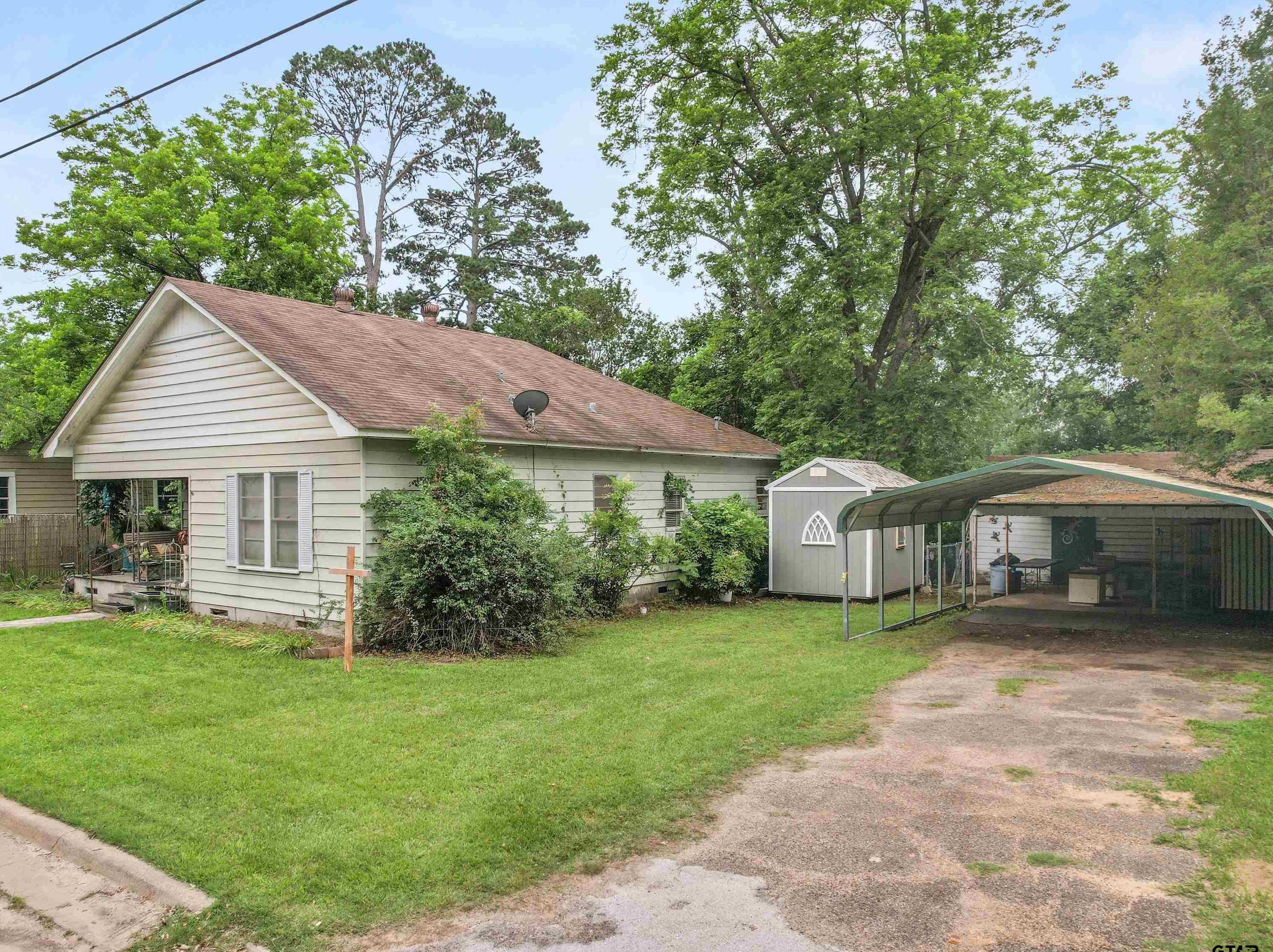 516 Allen St, Gilmer, TX 75644-3312