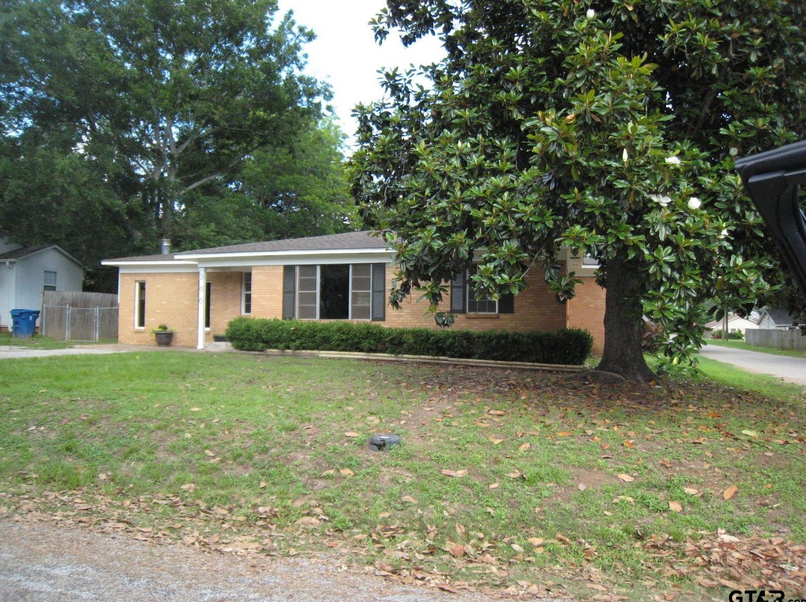 300 Hanks St, Whitehouse, TX 75791-3219