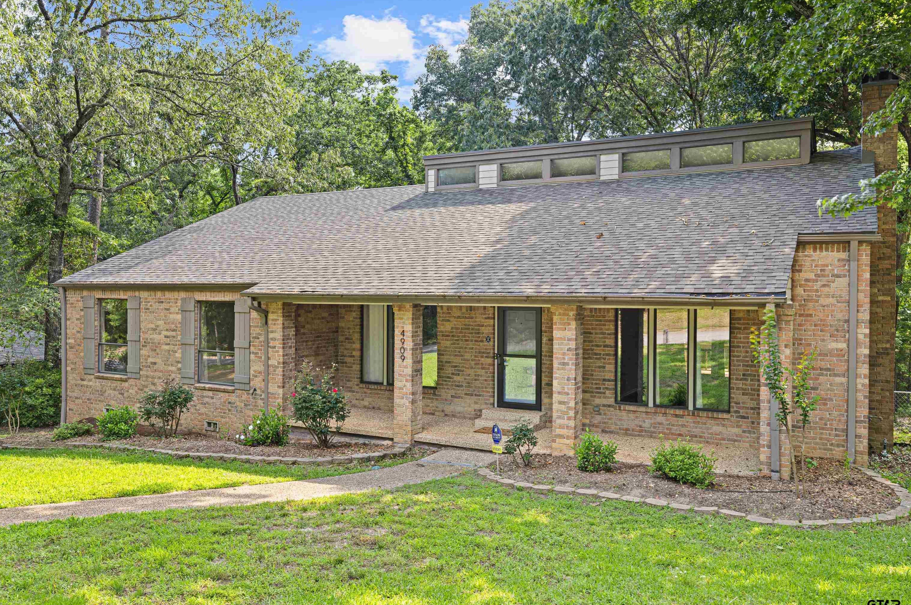 4909 Kirkcaldey Dr, Tyler, TX 75703-2609