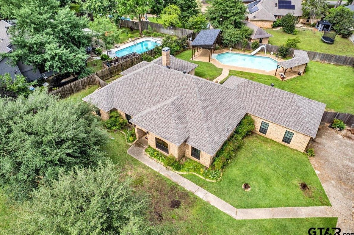 9125 Old Hickory Rd, Tyler, TX 75703-7654