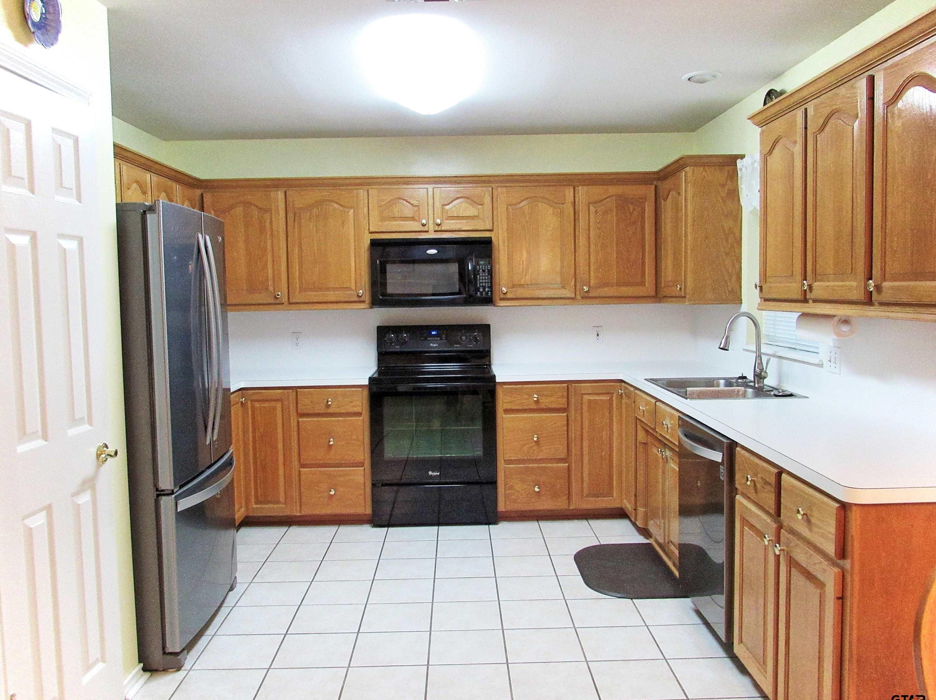 109 Bluebird Ln, Whitehouse, TX 75791-9635
