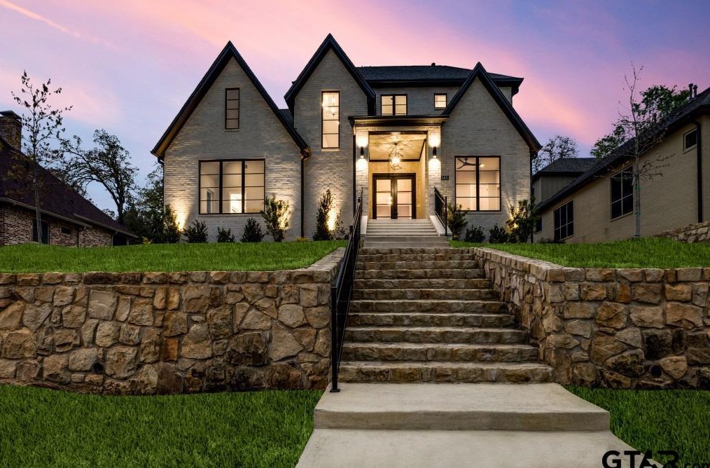 4585 Cascades Blvd, Tyler, TX 75709-5428