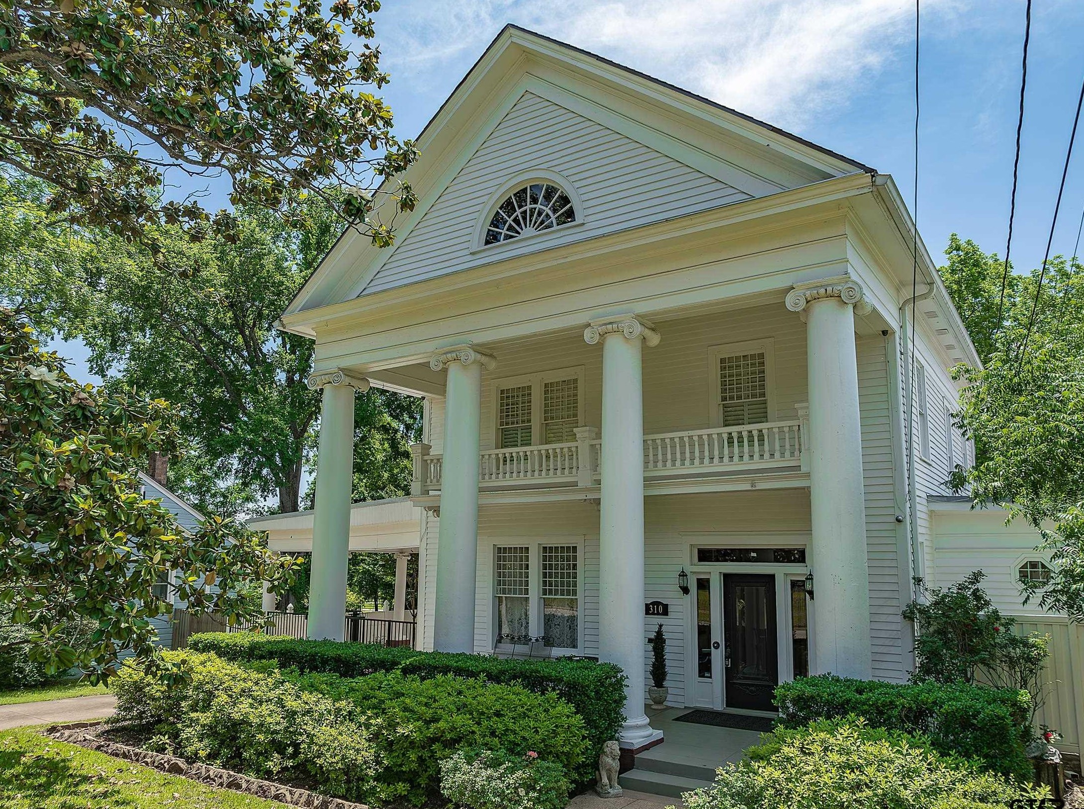 310 Kolstad St, Palestine, TX 75801-2337