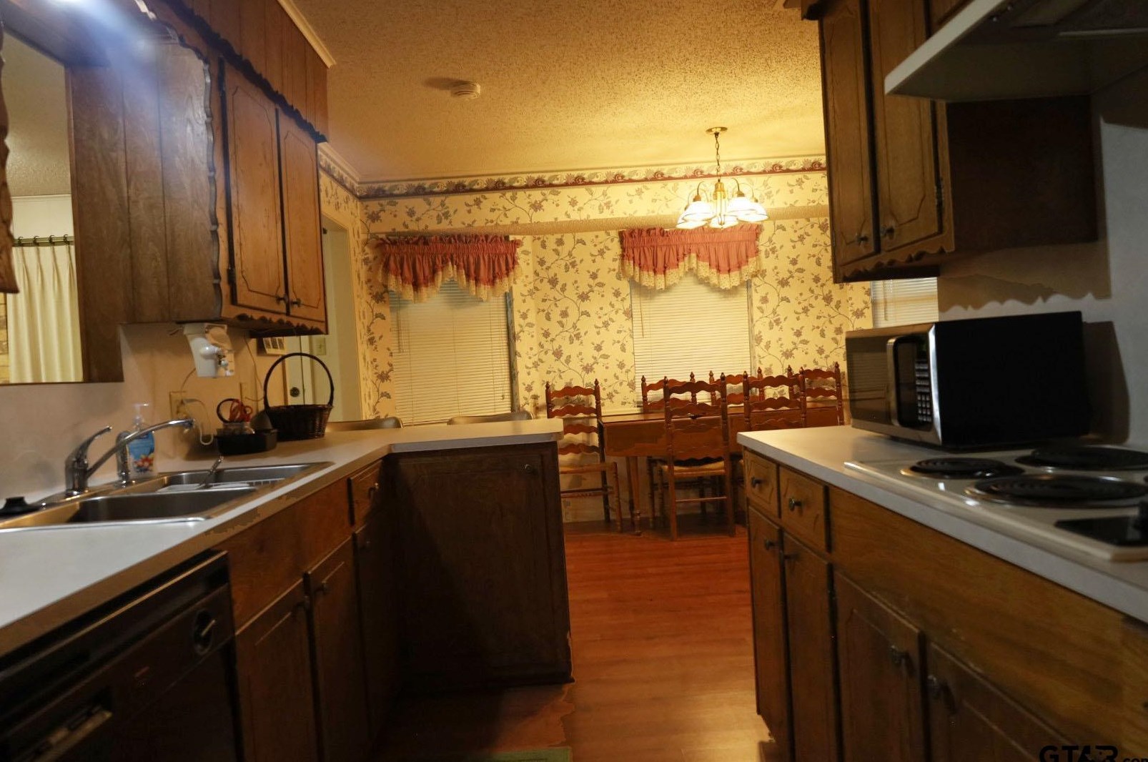 1907 Laney Dr, Longview TX 75605-2487 exterior