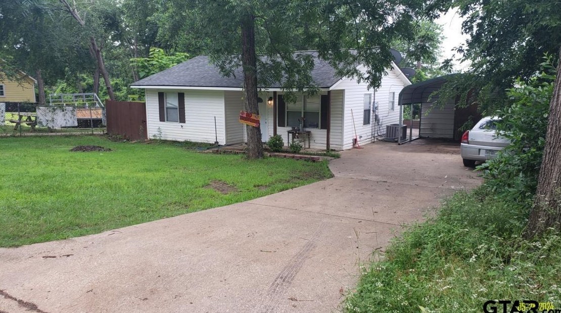 515 W Marshall, Gladewater, TX 75647