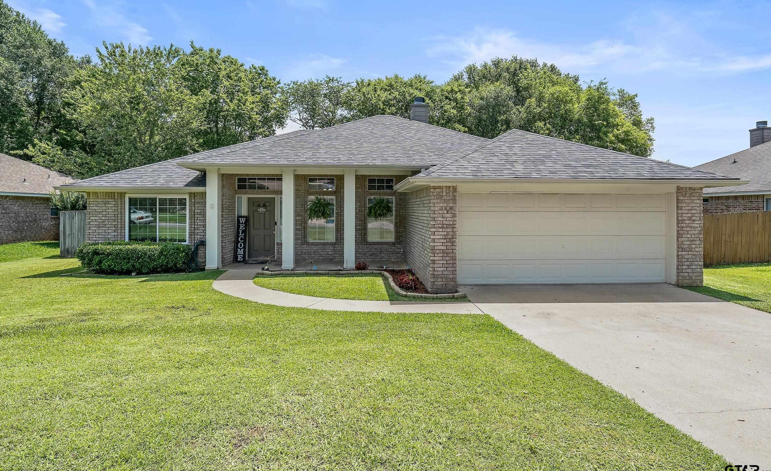 207 Merri Ln, Whitehouse, TX 75791-3684