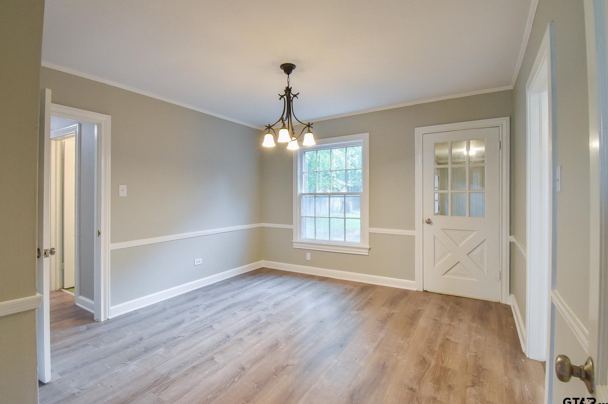 408 Woodlawn St, Henderson TX  75652-6044 exterior