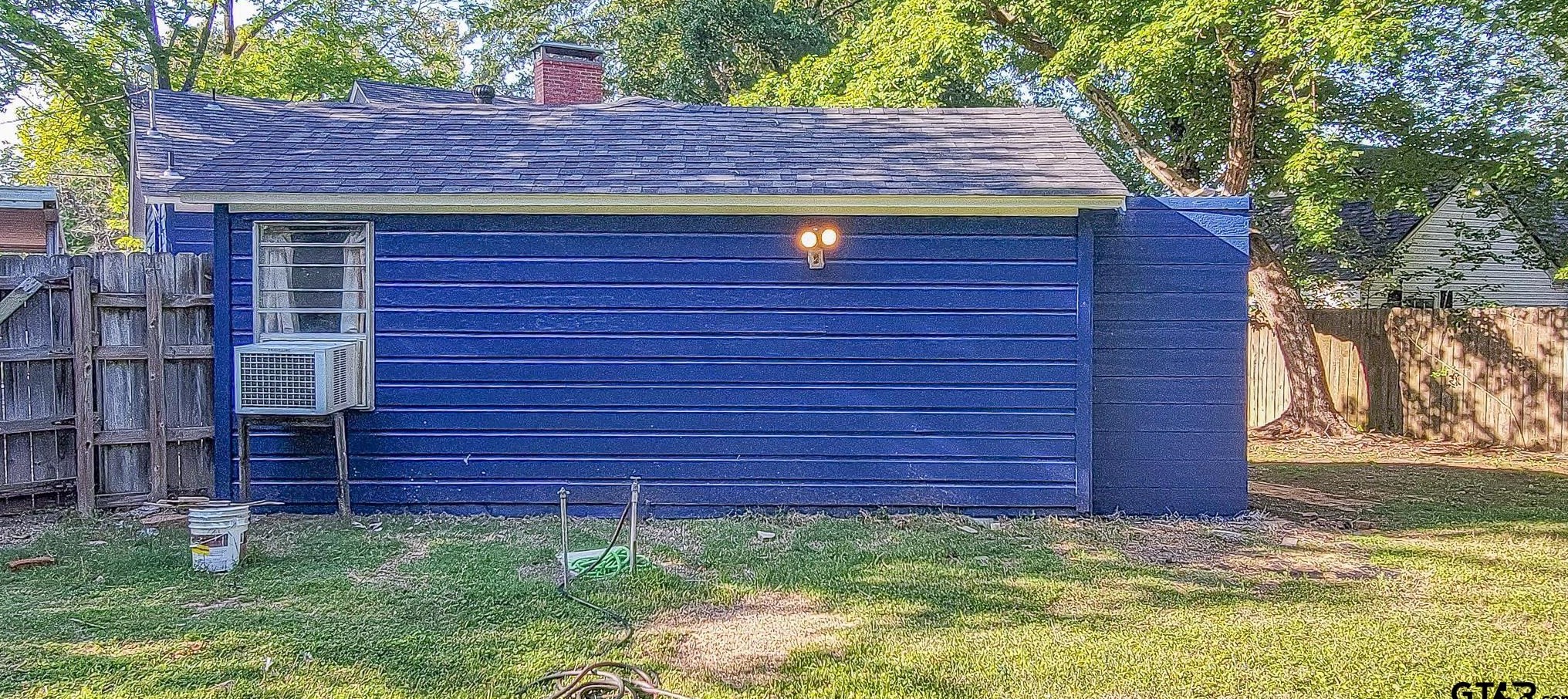408 Woodlawn St, Henderson TX  75652-6044 exterior