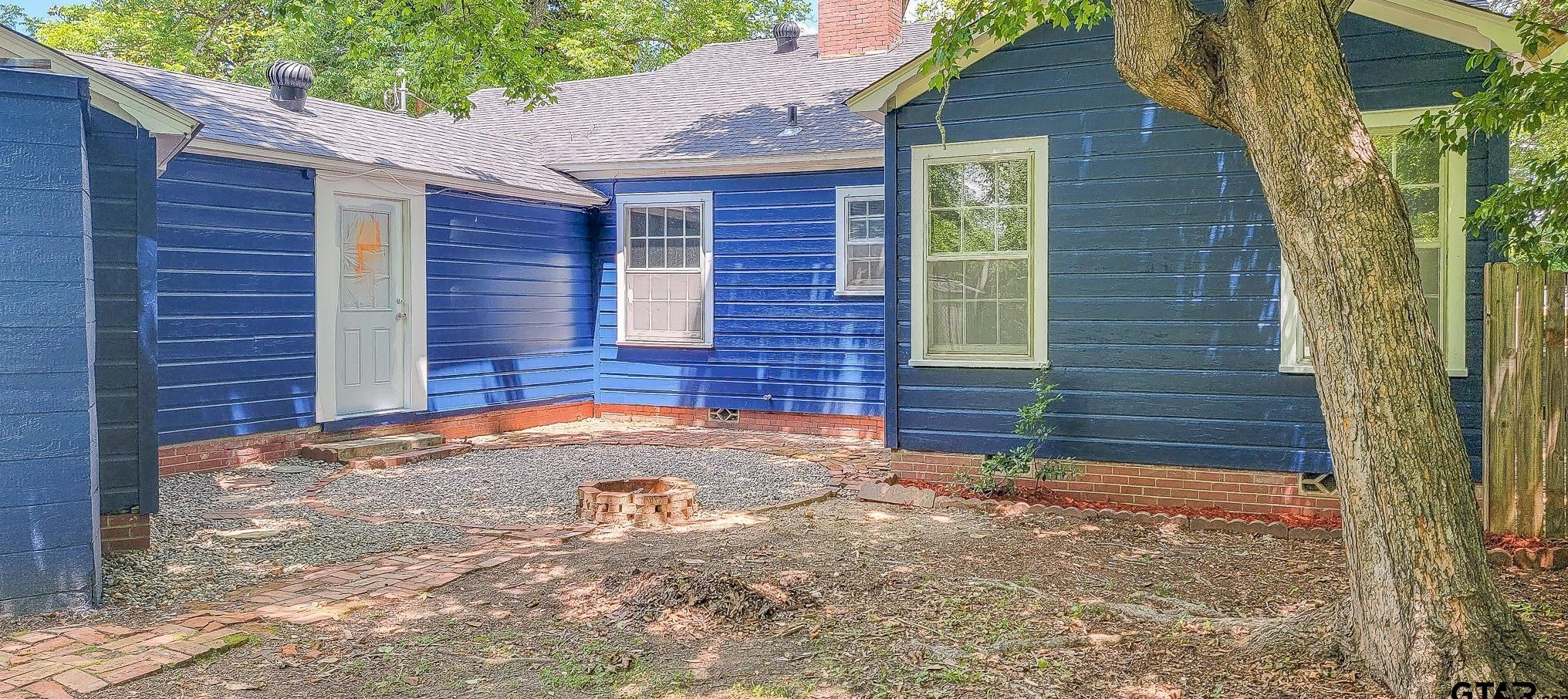 408 Woodlawn St, Henderson TX  75652-6044 exterior