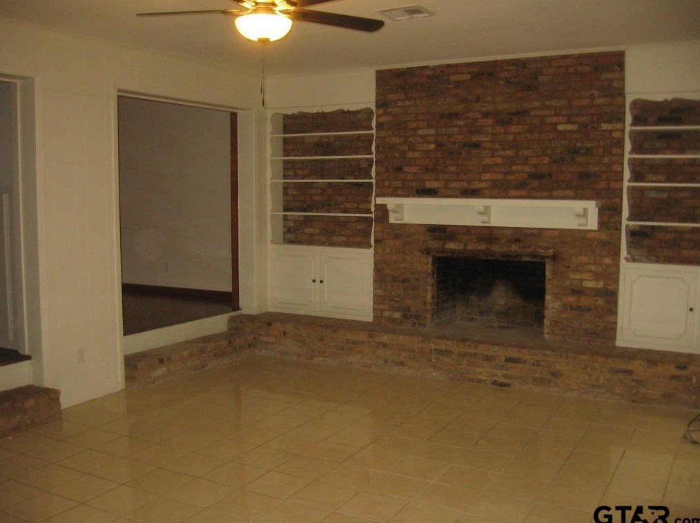 1332 Hankerson St, Tyler, TX 75701-4519